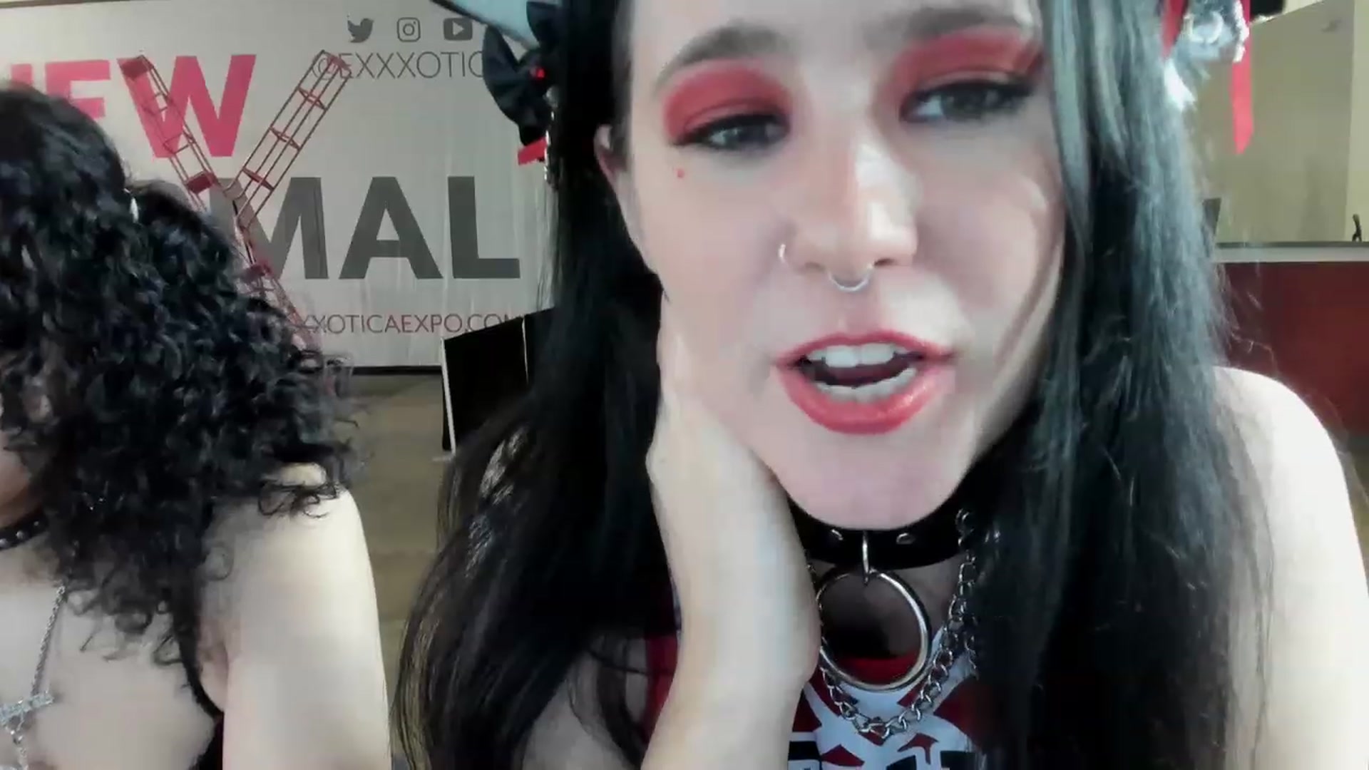 Gallery image thumbnail from Isabelle_Babe's myfreecams stream on, 12/04/2022, 22:36 image 19 of 20