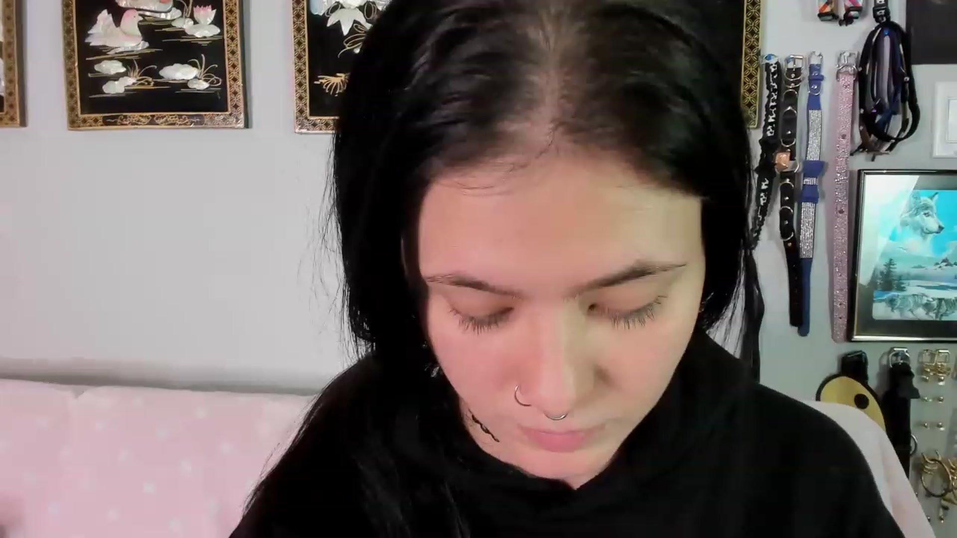 Gallery image thumbnail from Isabelle_Babe's myfreecams stream on, 12/07/2022, 01:17 image 17 of 20
