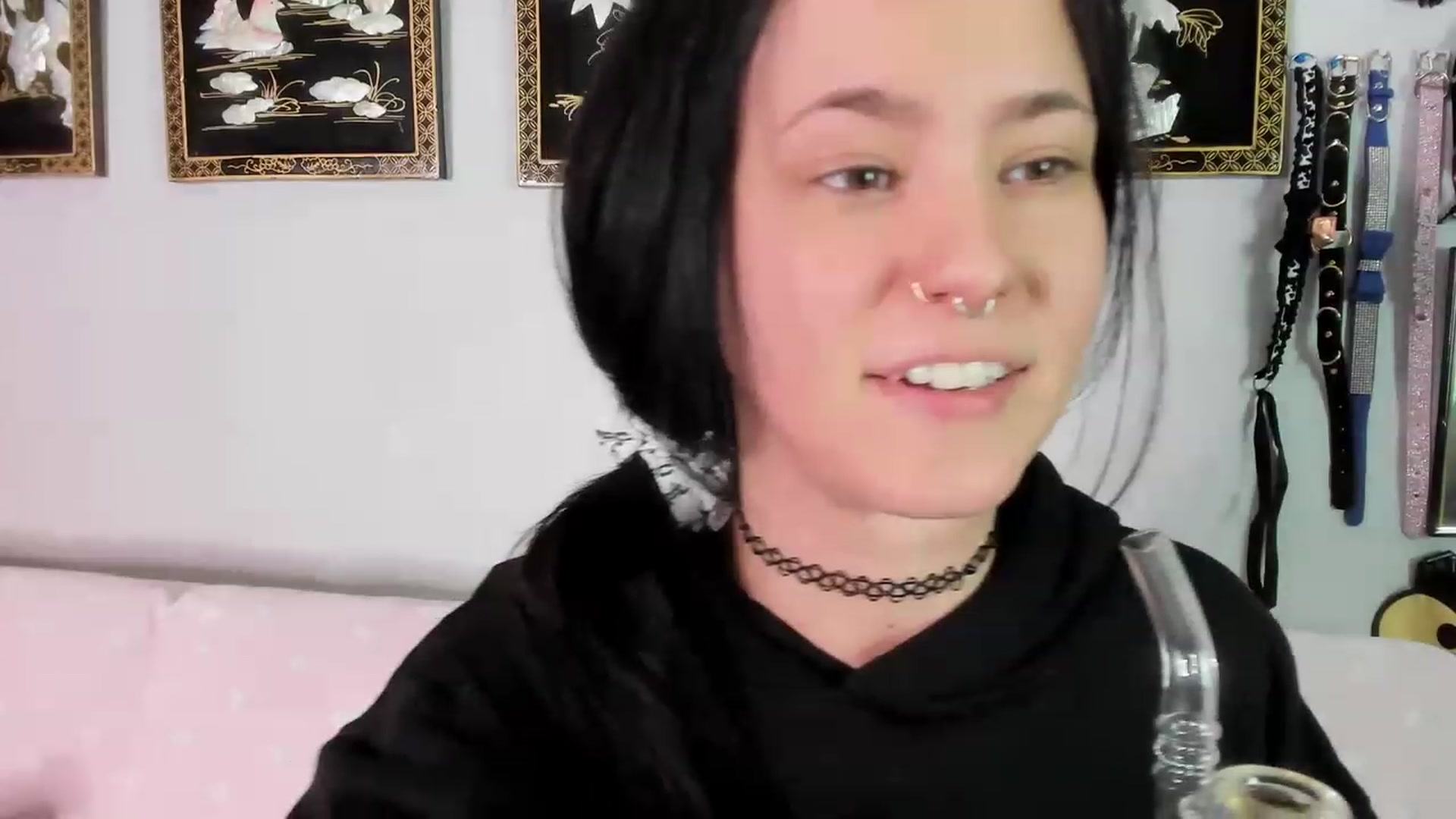 Gallery image thumbnail from Isabelle_Babe's myfreecams stream on, 12/07/2022, 01:17 image 2 of 20