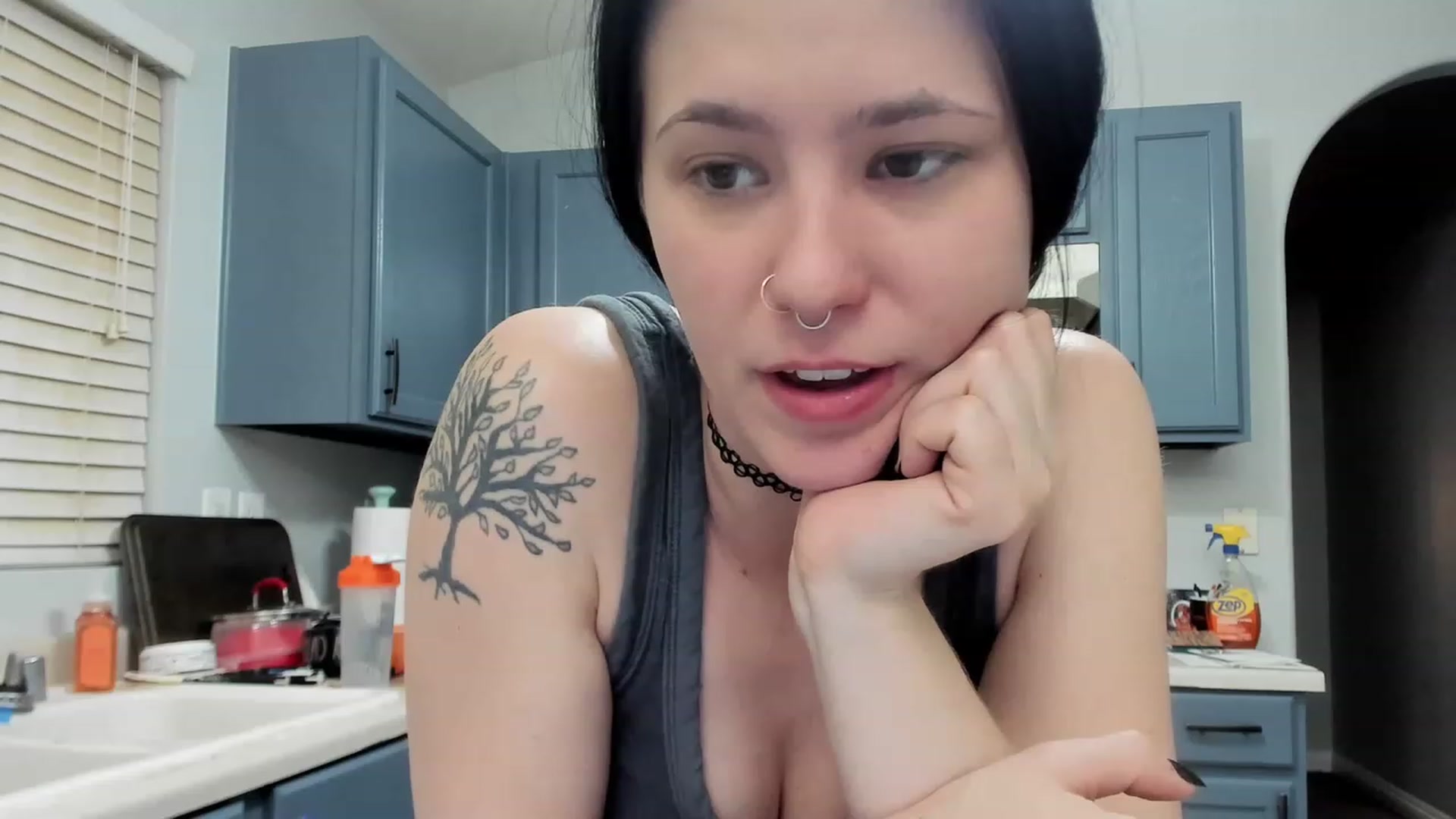 Gallery image thumbnail from Isabelle_Babe's myfreecams stream on, 12/07/2022, 03:27 image 19 of 20