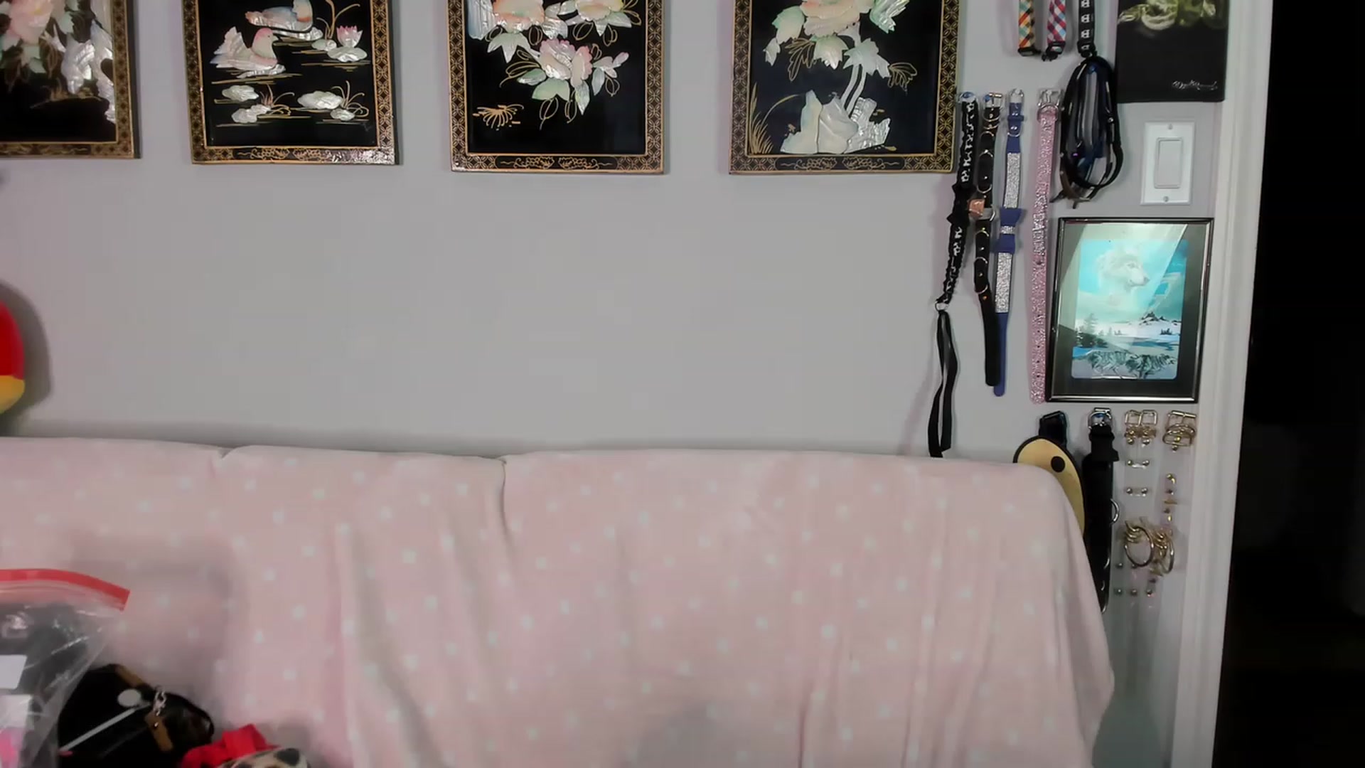 Gallery image thumbnail from Isabelle_Babe's myfreecams stream on, 12/08/2022, 23:29 image 4 of 20