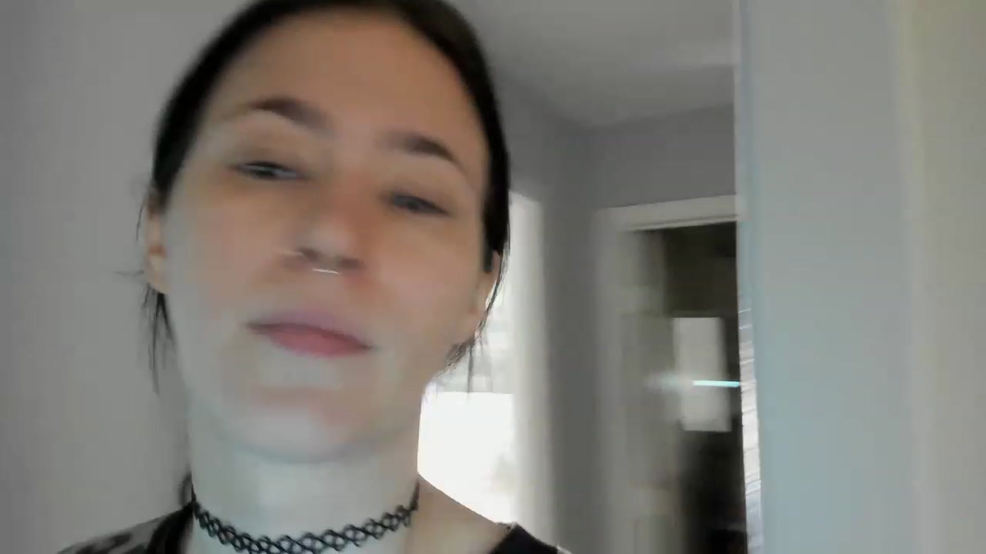 Gallery image thumbnail from Isabelle_Babe's myfreecams stream on, 12/08/2022, 23:29 image 10 of 20