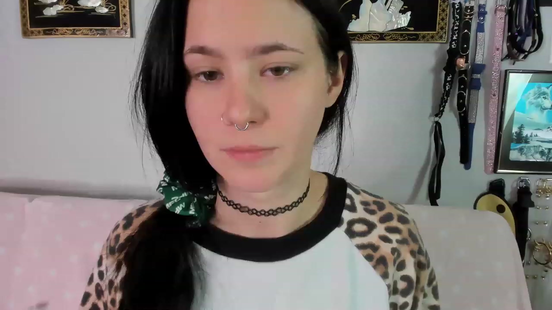 Gallery image thumbnail from Isabelle_Babe's myfreecams stream on, 12/09/2022, 04:06 image 15 of 20