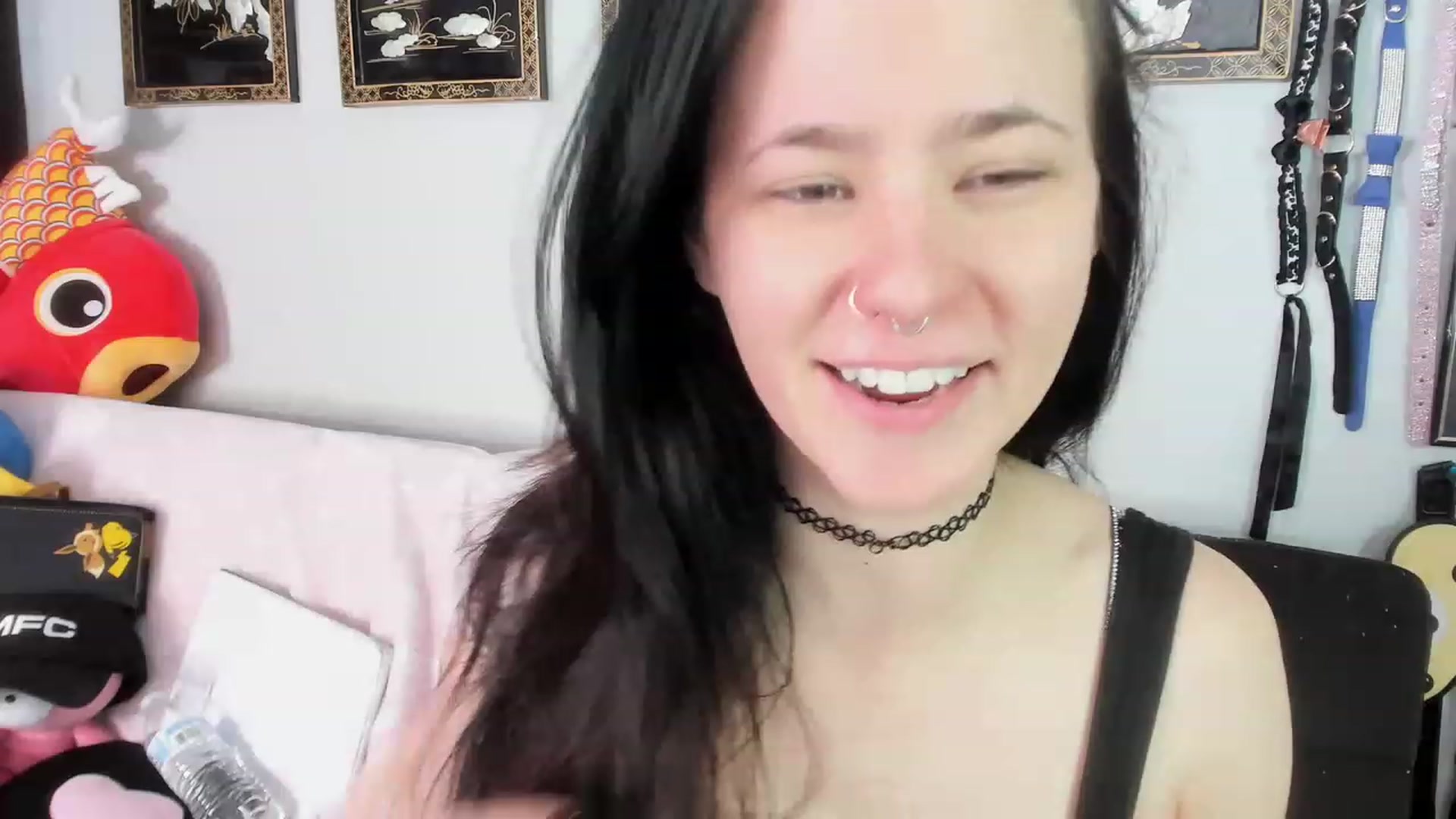 Gallery image thumbnail from Isabelle_Babe's myfreecams stream on, 12/10/2022, 18:28 image 7 of 20