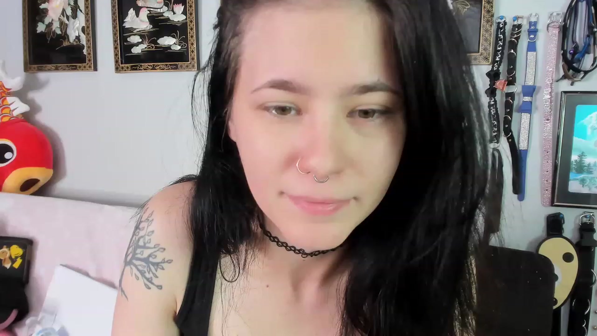 Gallery image thumbnail from Isabelle_Babe's myfreecams stream on, 12/10/2022, 18:28 image 11 of 20