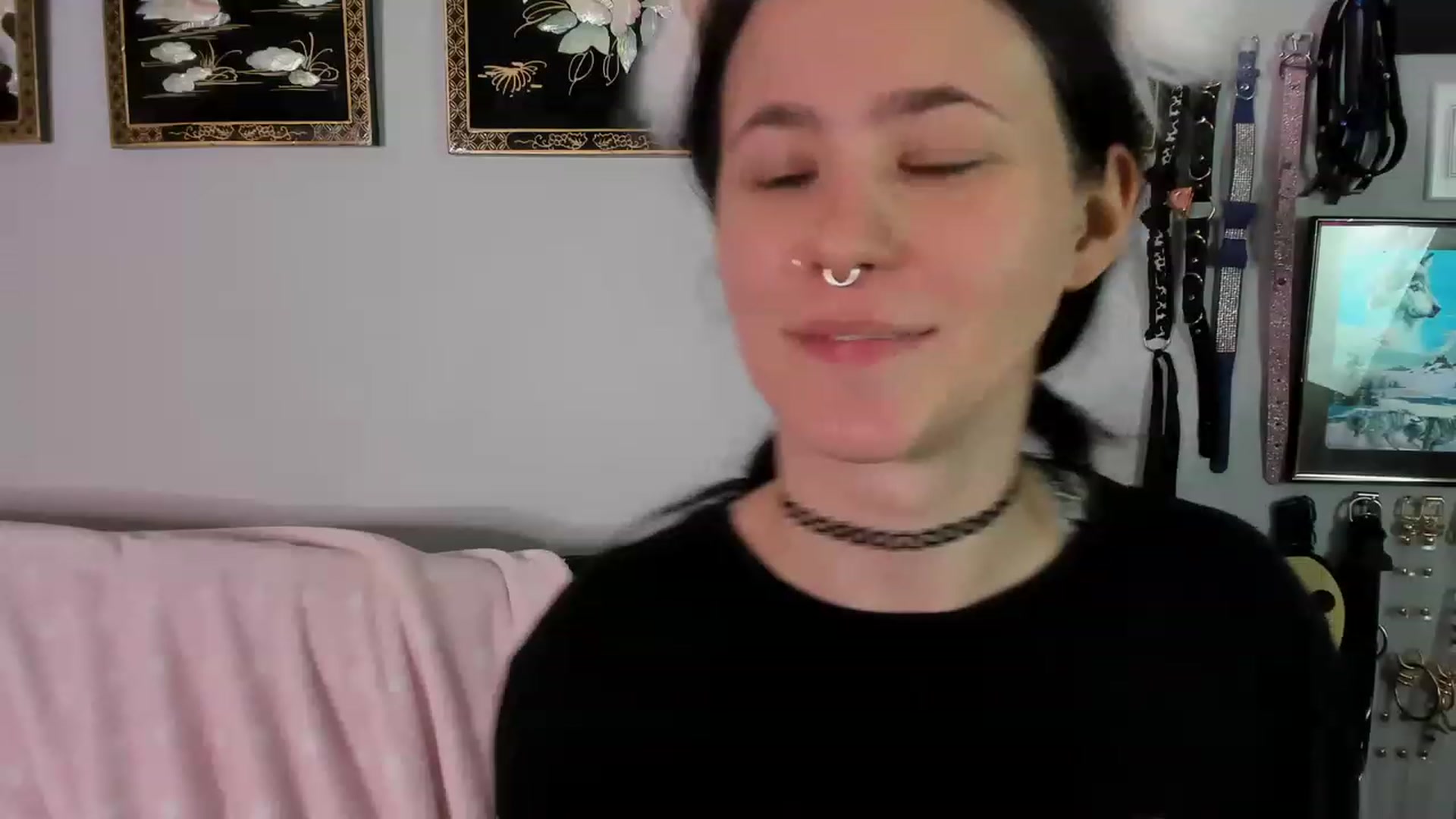 Gallery image thumbnail from Isabelle_Babe's myfreecams stream on, 12/11/2022, 04:27 image 2 of 20