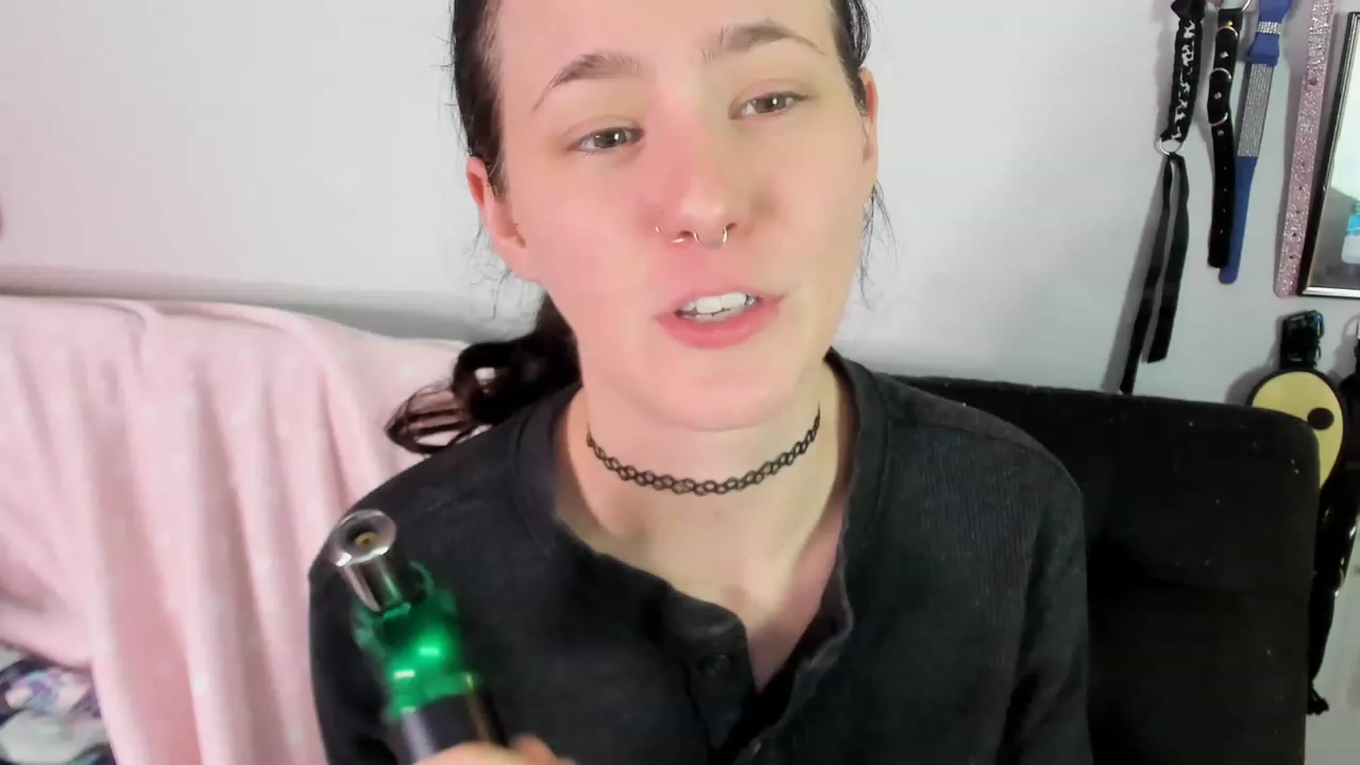 Gallery image thumbnail from Isabelle_Babe's myfreecams stream on, 12/12/2022, 05:13 image 7 of 20