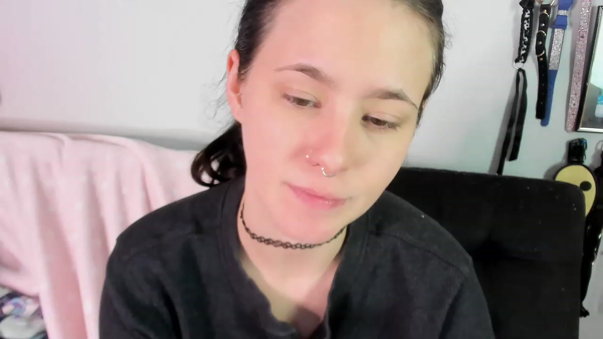 Gallery image thumbnail from Isabelle_Babe's myfreecams stream on, 12/12/2022, 05:13 image 9 of 20