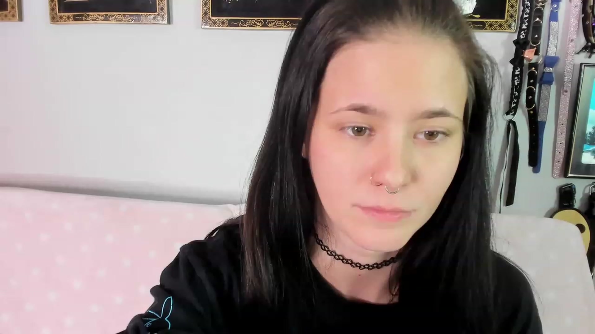 Gallery image thumbnail from Isabelle_Babe's myfreecams stream on, 12/15/2022, 07:32 image 19 of 20