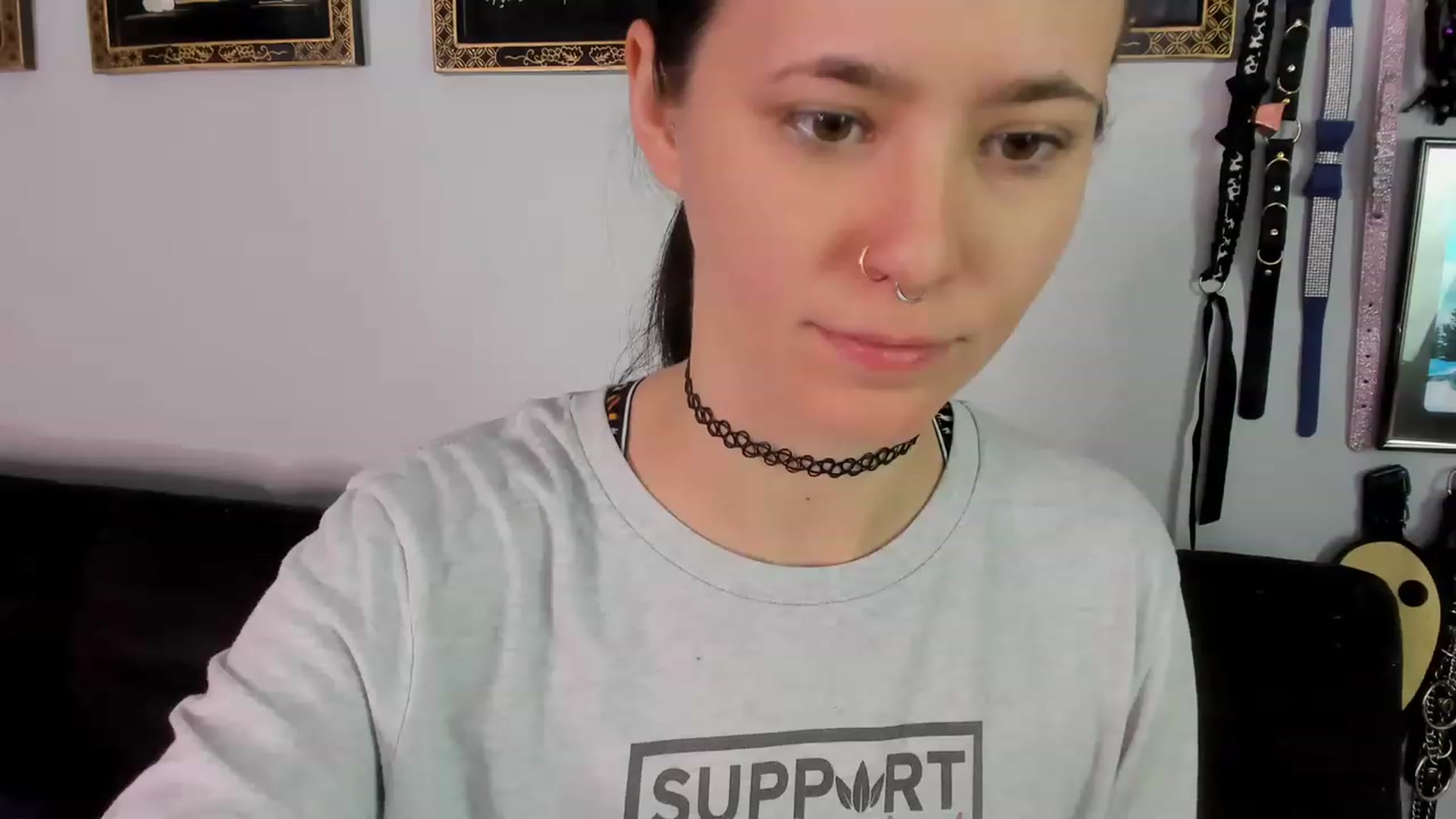 Gallery image thumbnail from Isabelle_Babe's myfreecams stream on, 12/19/2022, 20:30 image 4 of 20