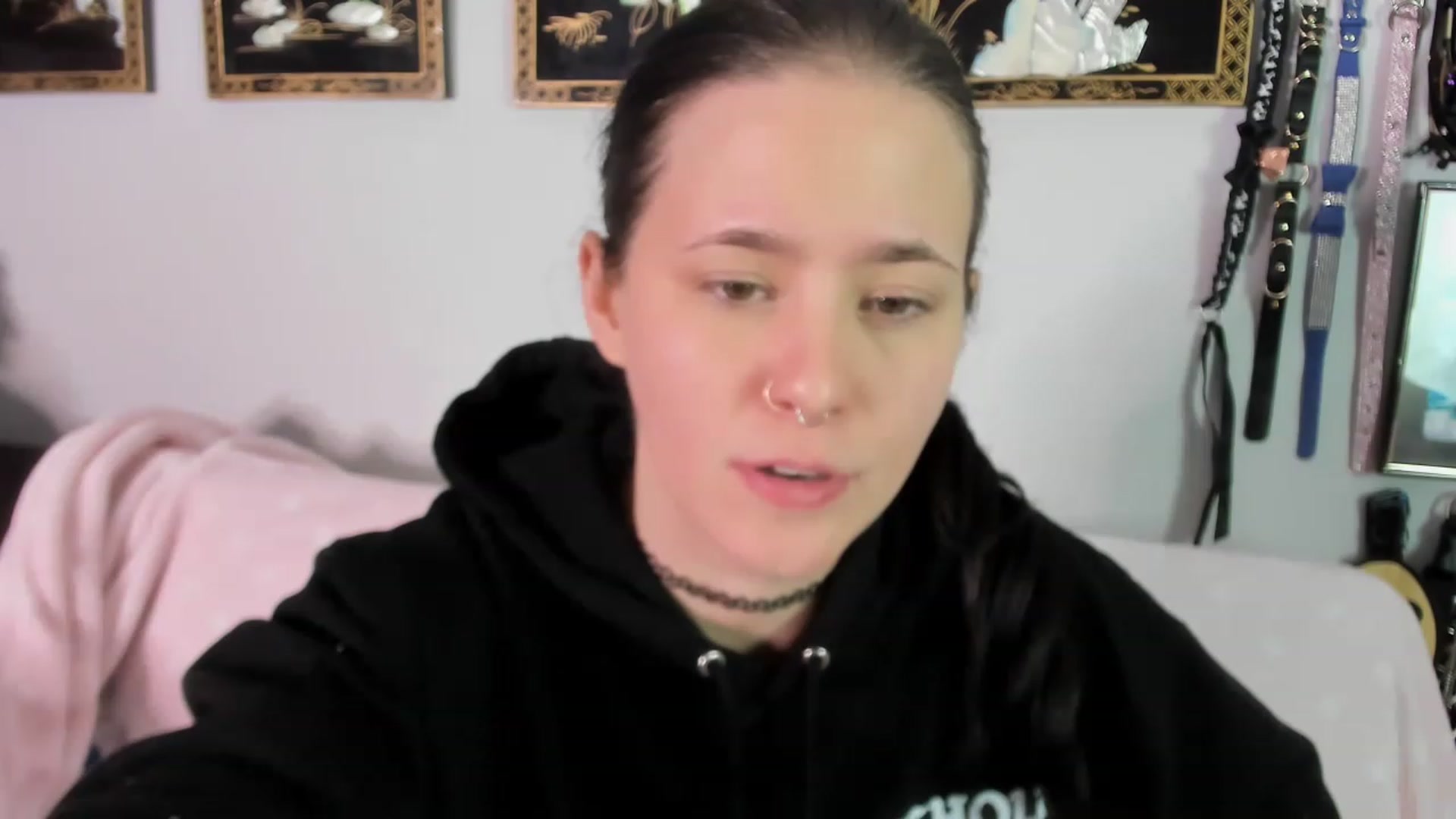 Gallery image thumbnail from Isabelle_Babe's myfreecams stream on, 12/20/2022, 08:03 image 16 of 20