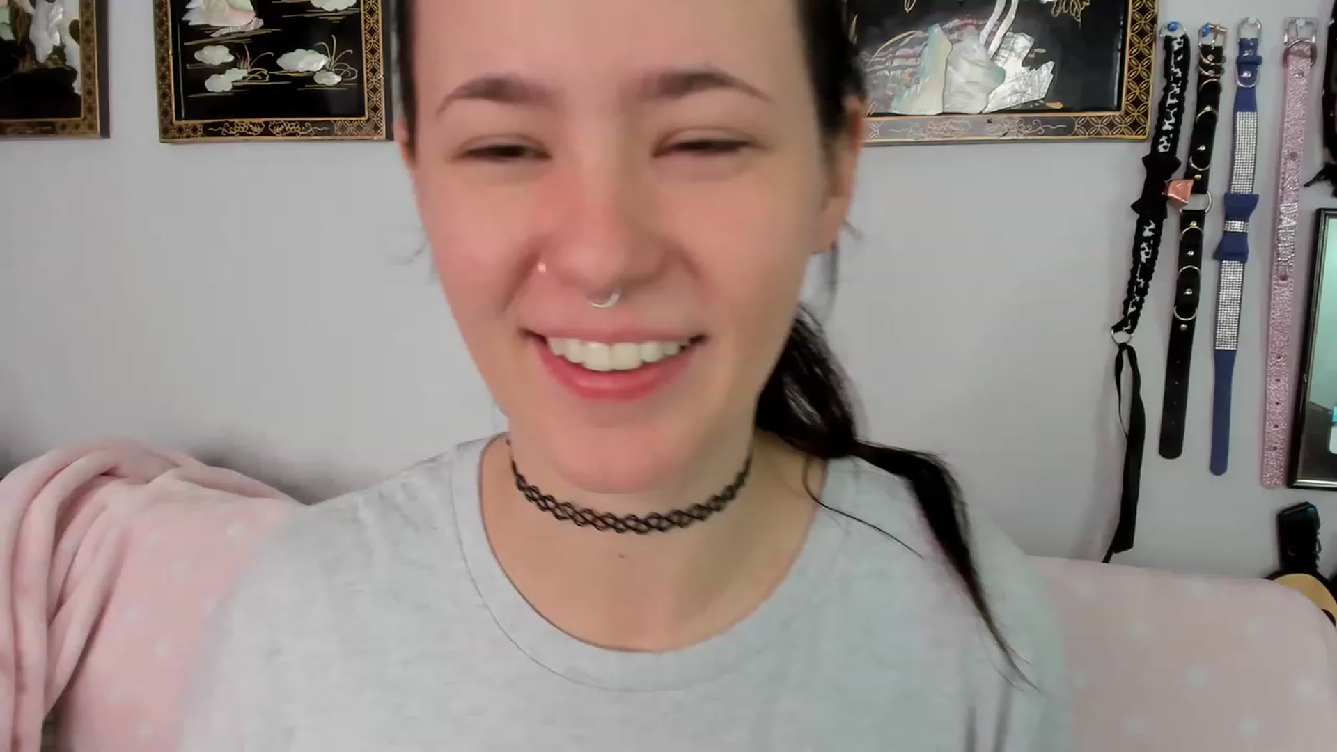 Gallery image thumbnail from Isabelle_Babe's myfreecams stream on, 12/20/2022, 21:23 image 13 of 20