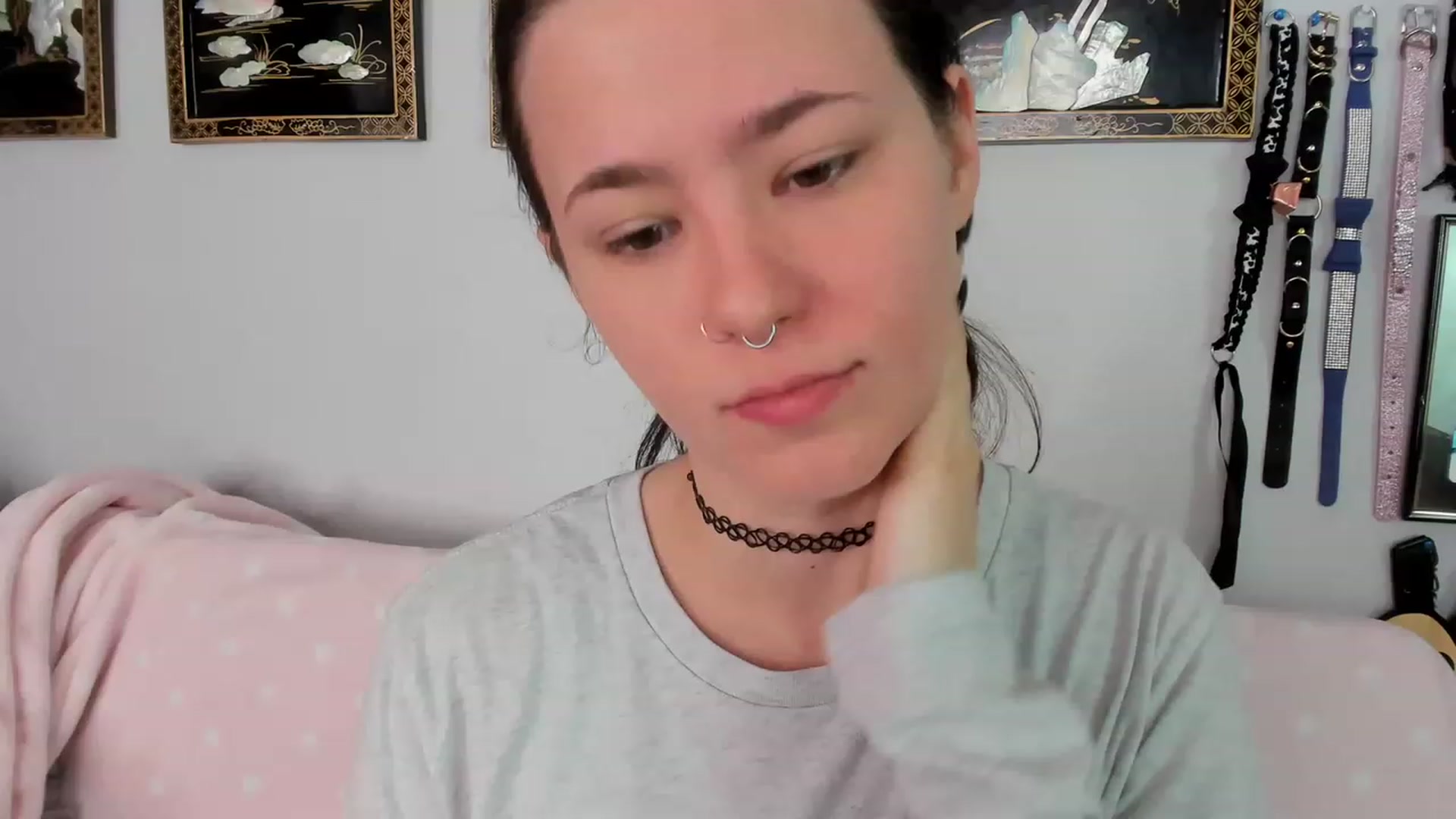 Gallery image thumbnail from Isabelle_Babe's myfreecams stream on, 12/20/2022, 21:23 image 8 of 20