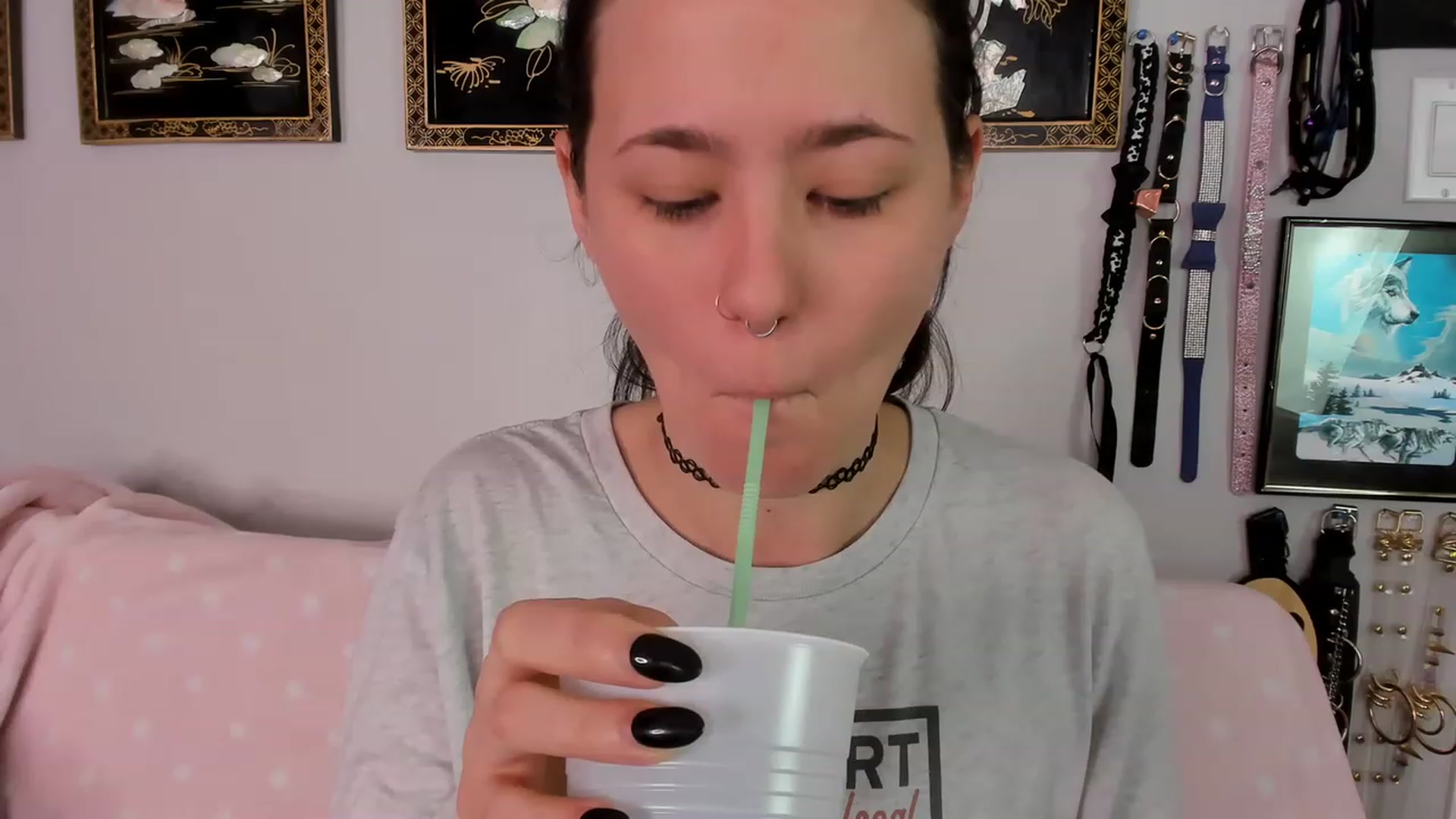 Gallery image thumbnail from Isabelle_Babe's myfreecams stream on, 12/20/2022, 21:23 image 4 of 20