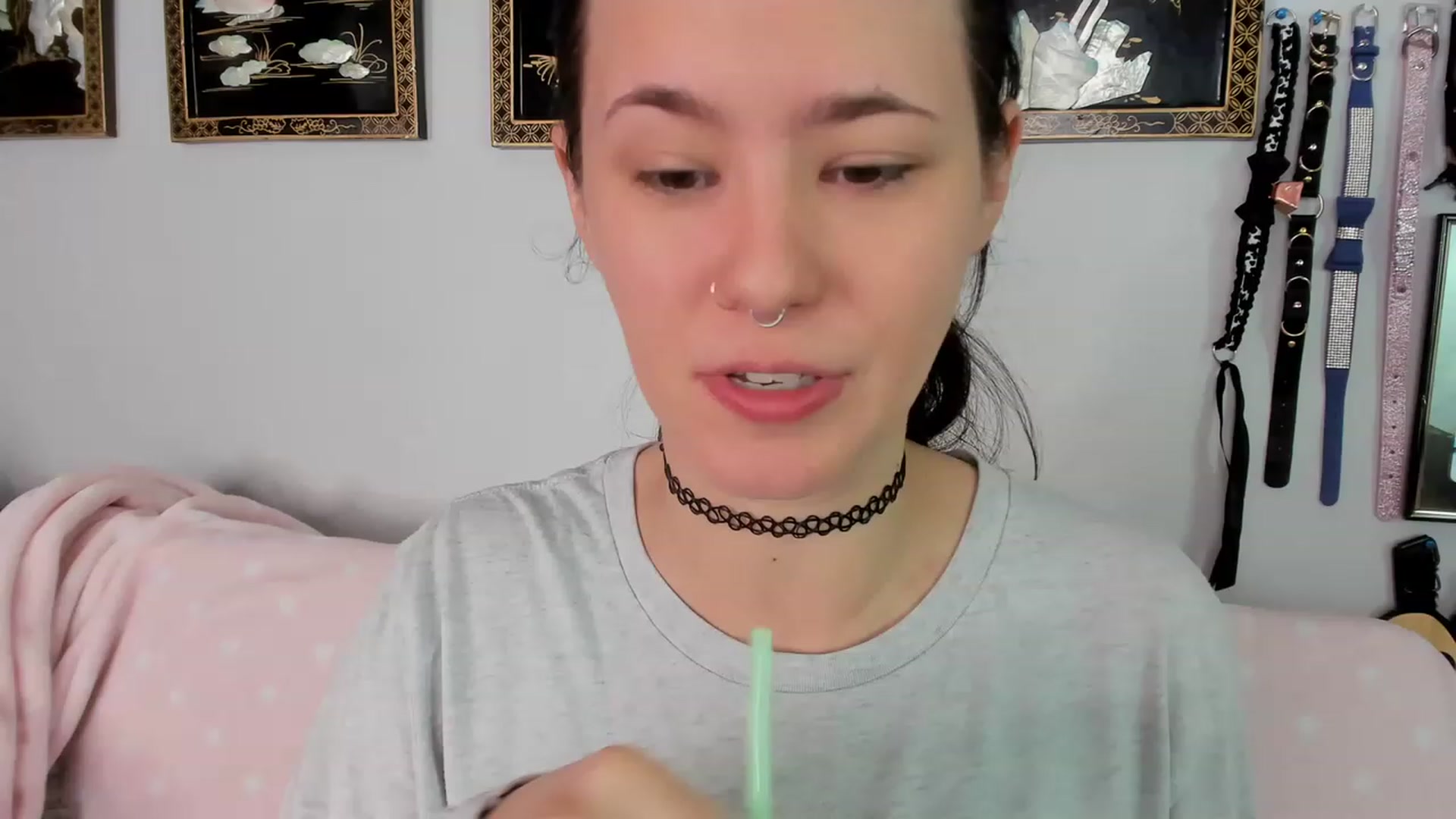 Gallery image thumbnail from Isabelle_Babe's myfreecams stream on, 12/20/2022, 21:23 image 7 of 20