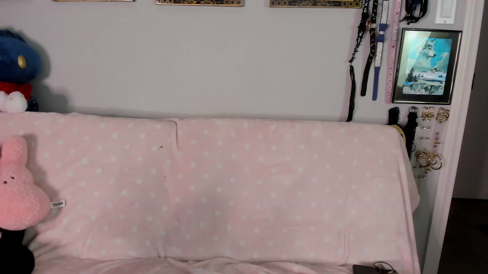 Gallery image thumbnail from Isabelle_Babe's myfreecams stream on, 12/21/2022, 20:21 image 10 of 20