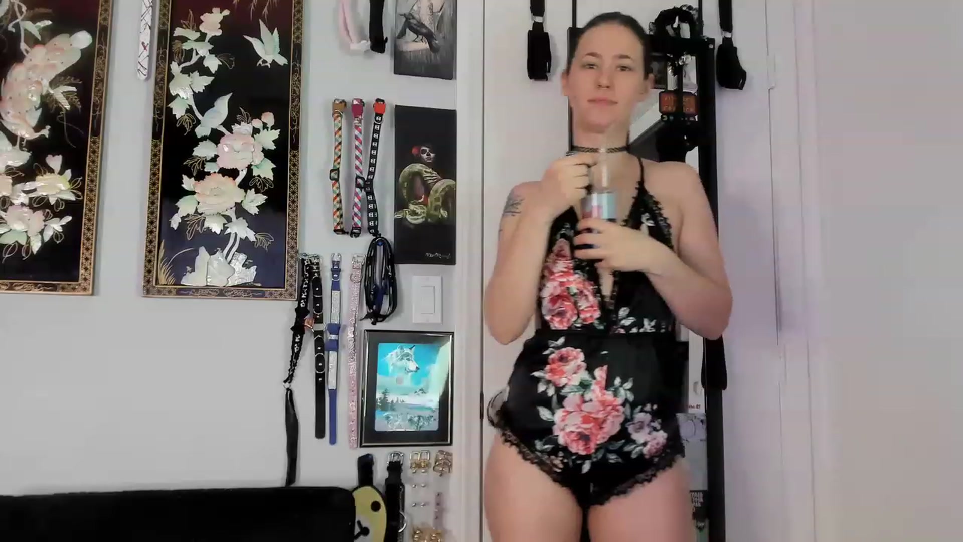 Gallery image thumbnail from Isabelle_Babe's myfreecams stream on, 12/24/2022, 19:55 image 8 of 20