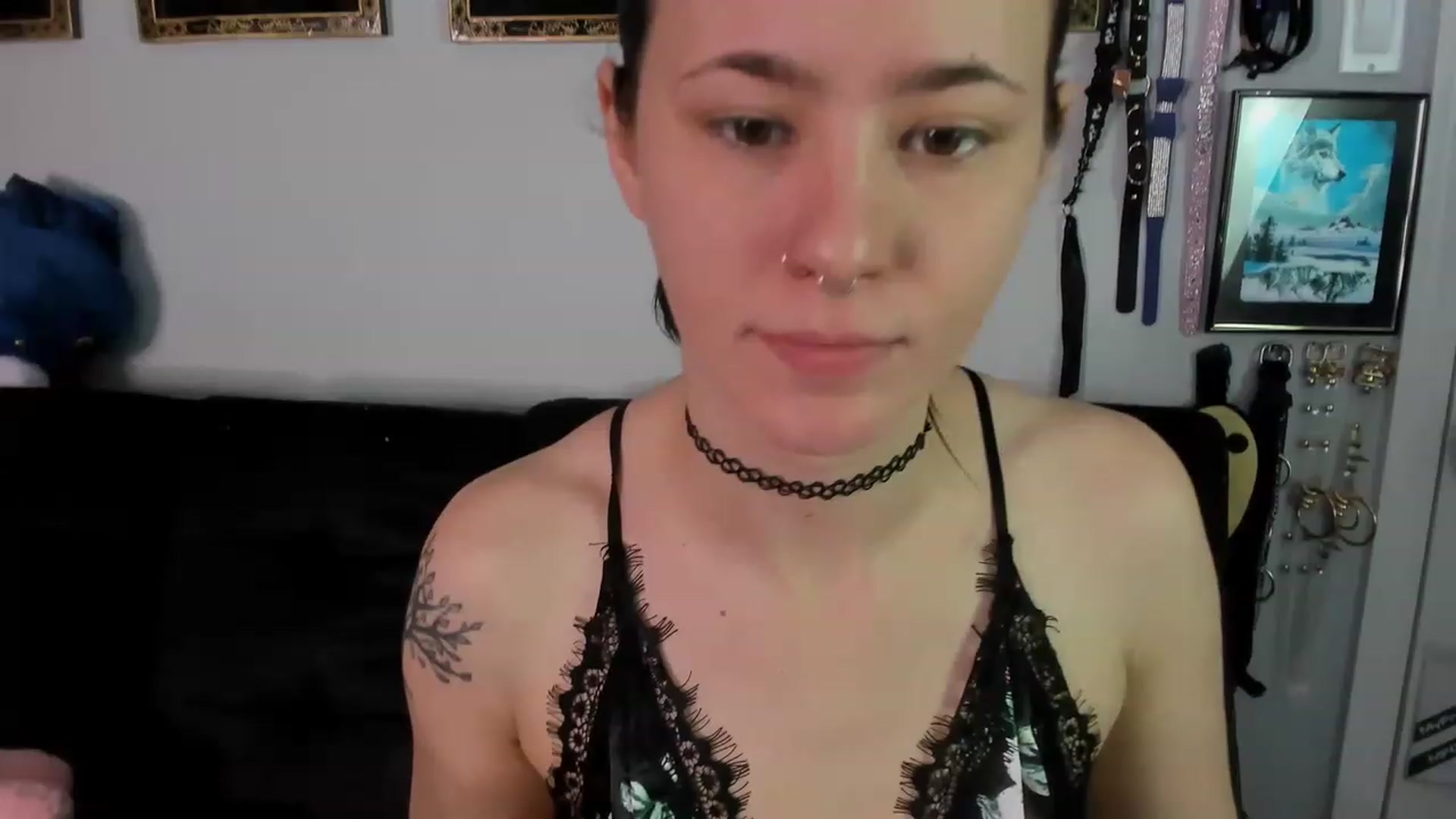 Gallery image thumbnail from Isabelle_Babe's myfreecams stream on, 12/24/2022, 19:55 image 15 of 20