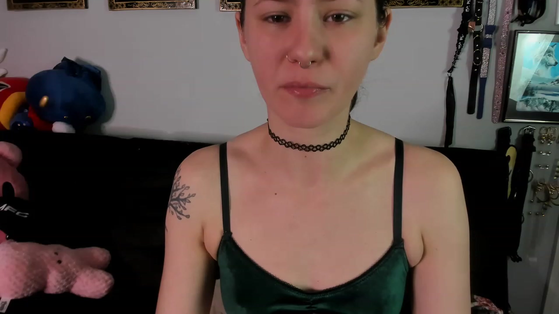 Gallery image thumbnail from Isabelle_Babe's myfreecams stream on, 12/25/2022, 05:45 image 6 of 20