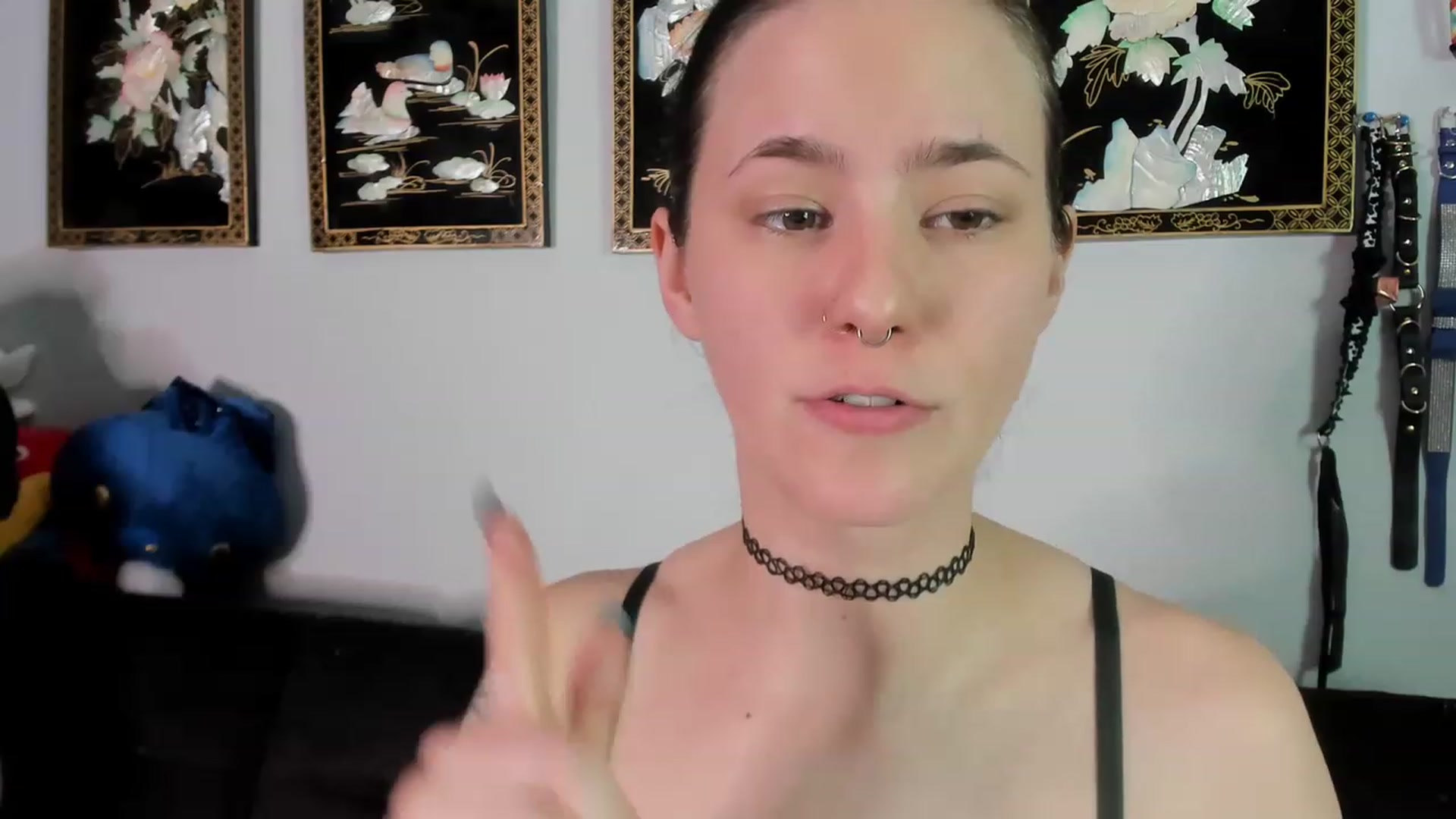 Gallery image thumbnail from Isabelle_Babe's myfreecams stream on, 12/25/2022, 05:45 image 13 of 20