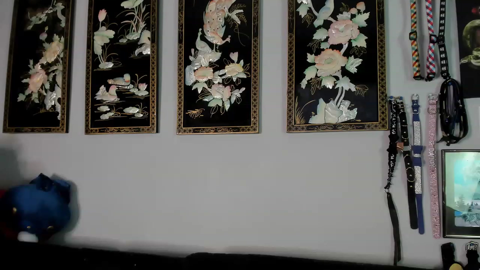 Gallery image thumbnail from Isabelle_Babe's myfreecams stream on, 12/25/2022, 19:36 image 20 of 20