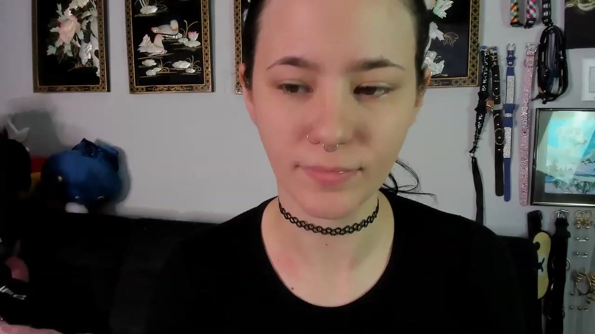 Gallery image thumbnail from Isabelle_Babe's myfreecams stream on, 12/25/2022, 19:36 image 14 of 20