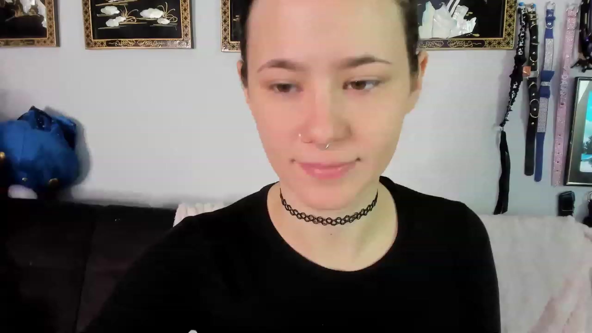 Gallery image thumbnail from Isabelle_Babe's myfreecams stream on, 12/25/2022, 22:24 image 1 of 20