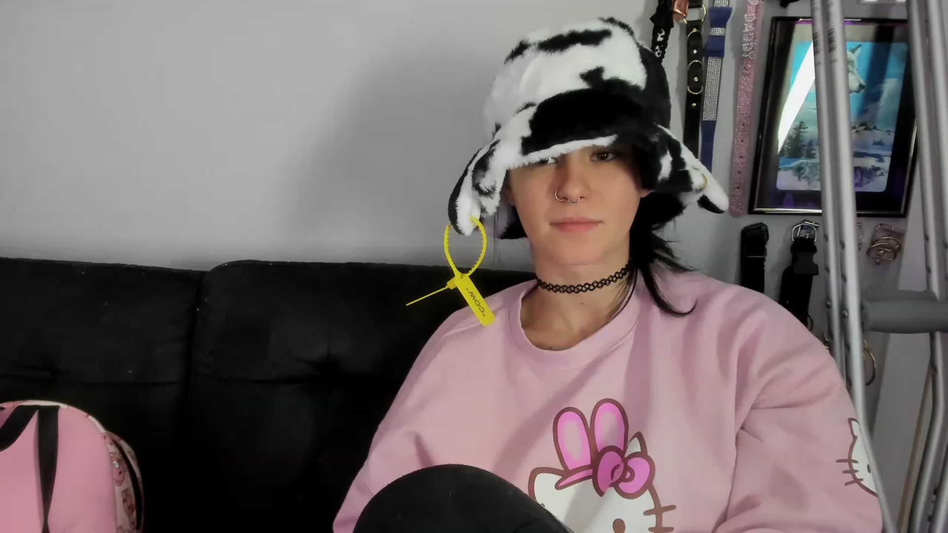 Gallery image thumbnail from Isabelle_Babe's myfreecams stream on, 12/28/2022, 02:10 image 1 of 20