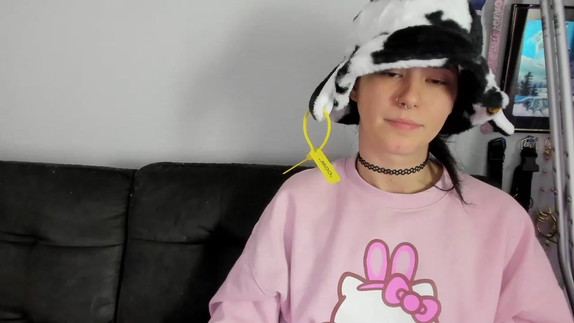 Gallery image thumbnail from Isabelle_Babe's myfreecams stream on, 12/28/2022, 03:05 image 19 of 20