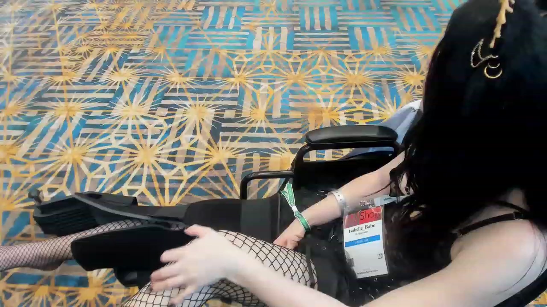 Gallery image thumbnail from Isabelle_Babe's myfreecams stream on, 01/05/2023, 24:56 image 16 of 20