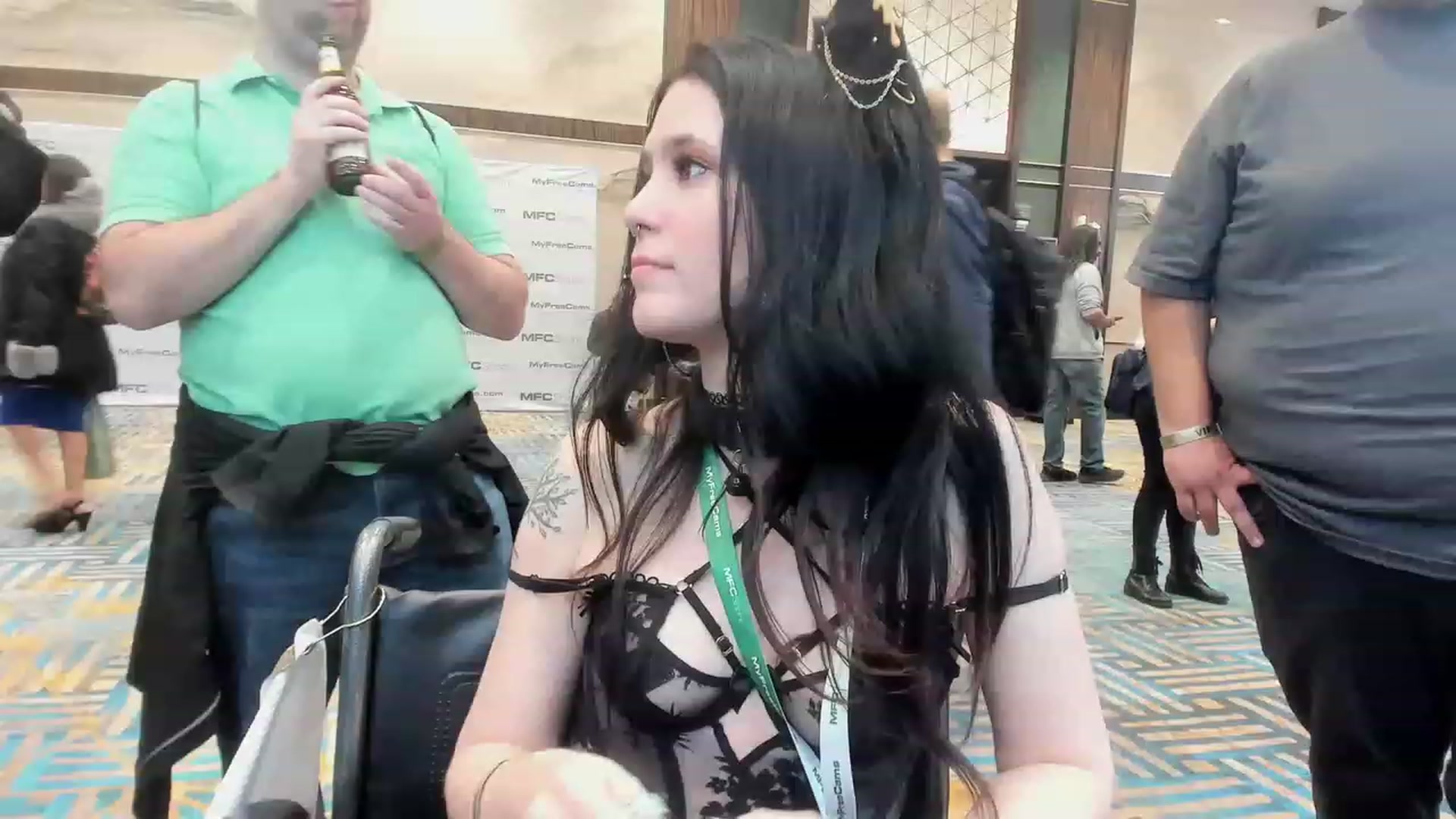 Gallery image thumbnail from Isabelle_Babe's myfreecams stream on, 01/05/2023, 02:28 image 15 of 20