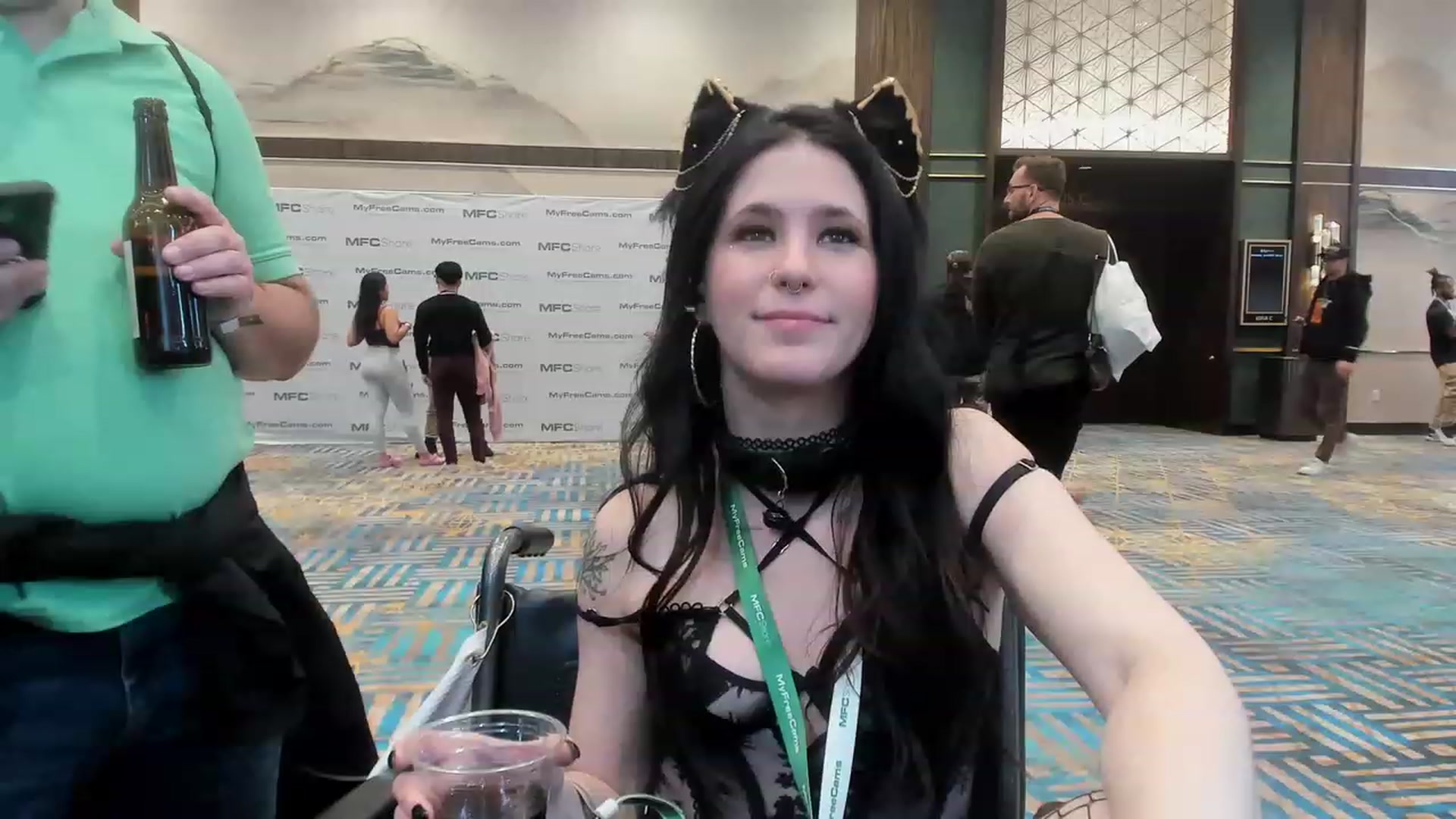 Gallery image thumbnail from Isabelle_Babe's myfreecams stream on, 01/05/2023, 02:28 image 9 of 20