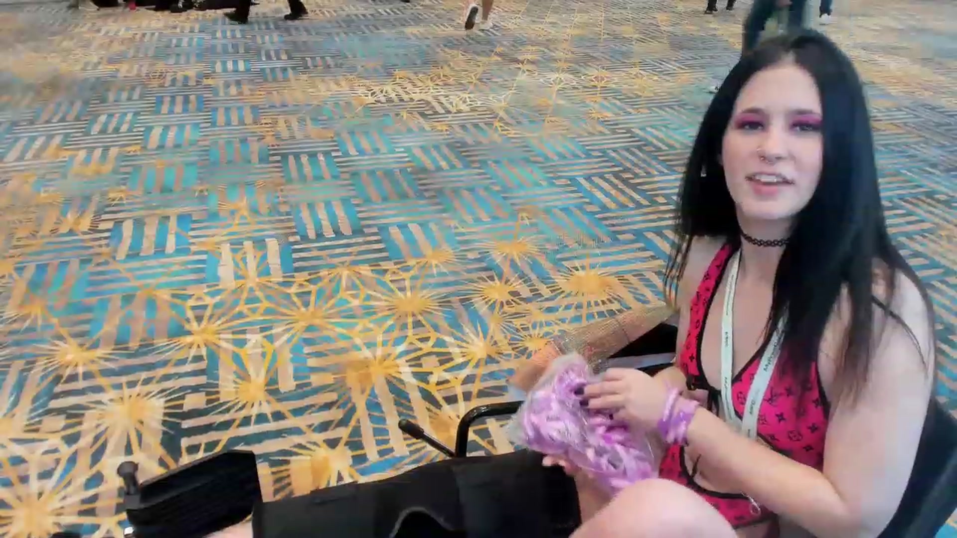 Gallery image thumbnail from Isabelle_Babe's myfreecams stream on, 01/07/2023, 01:58 image 9 of 20