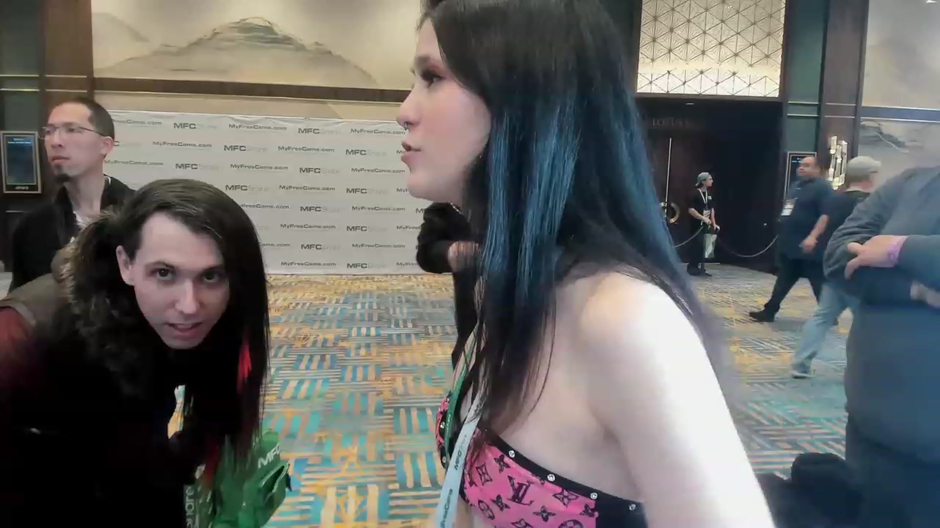 Gallery image thumbnail from Isabelle_Babe's myfreecams stream on, 01/07/2023, 23:10 image 7 of 20
