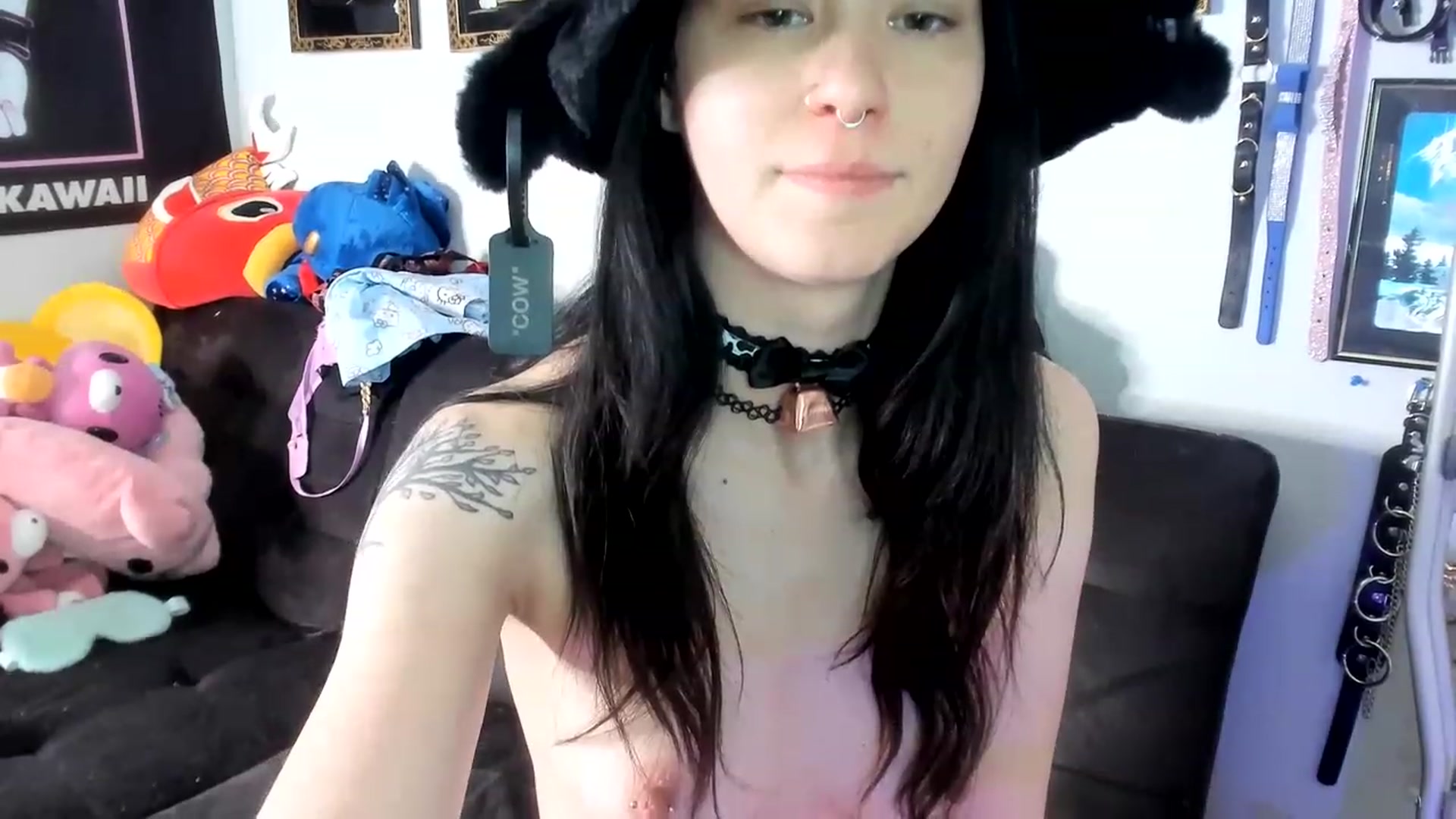 Gallery image thumbnail from Isabelle_Babe's myfreecams stream on, 01/16/2023, 05:39 image 15 of 20