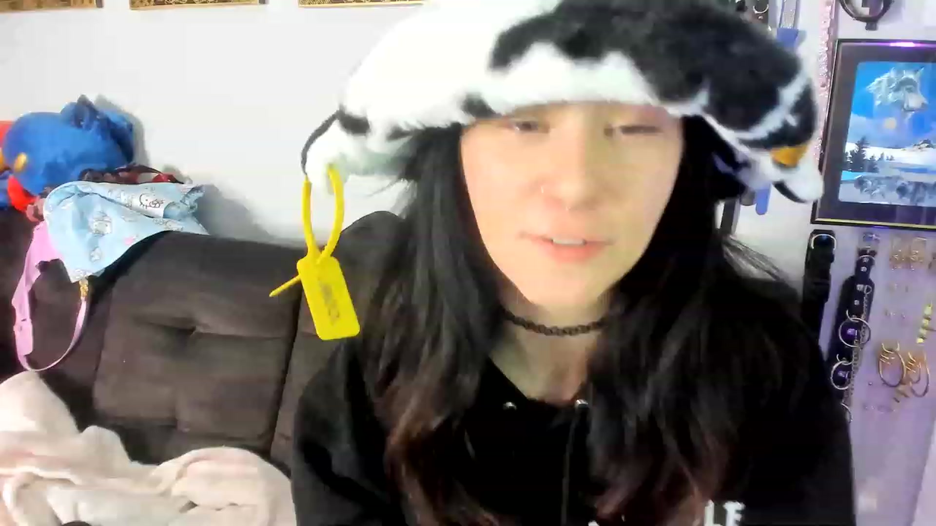 Gallery image thumbnail from Isabelle_Babe's myfreecams stream on, 01/17/2023, 06:29 image 13 of 20