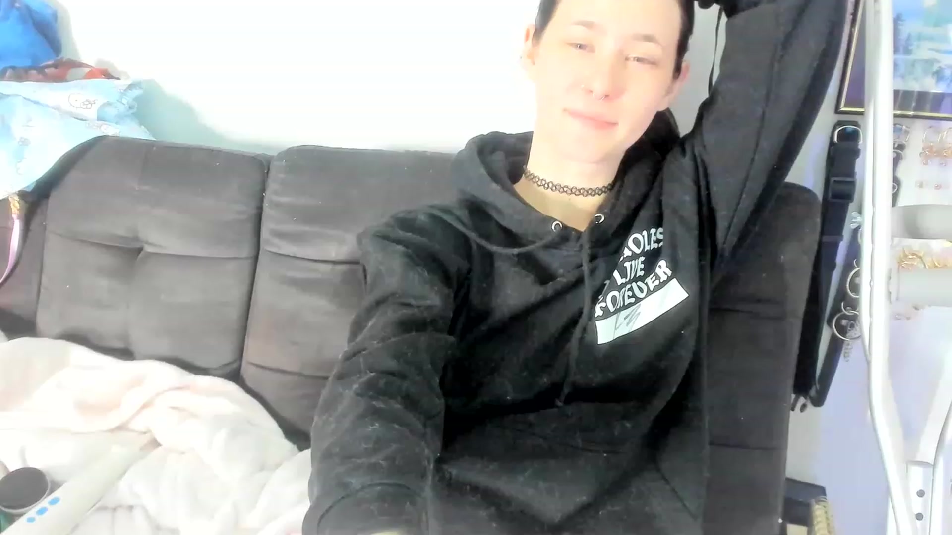 Gallery image thumbnail from Isabelle_Babe's myfreecams stream on, 01/17/2023, 06:29 image 6 of 20