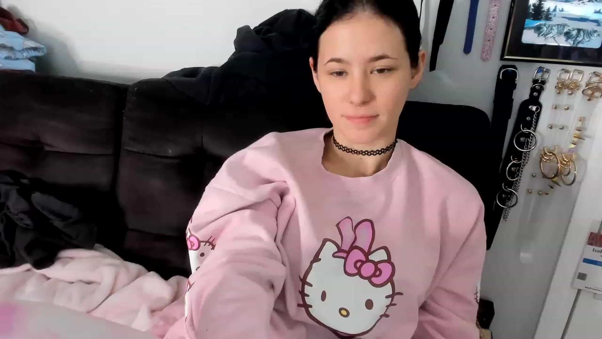 Gallery image thumbnail from Isabelle_Babe's myfreecams stream on, 01/18/2023, 19:02 image 8 of 20