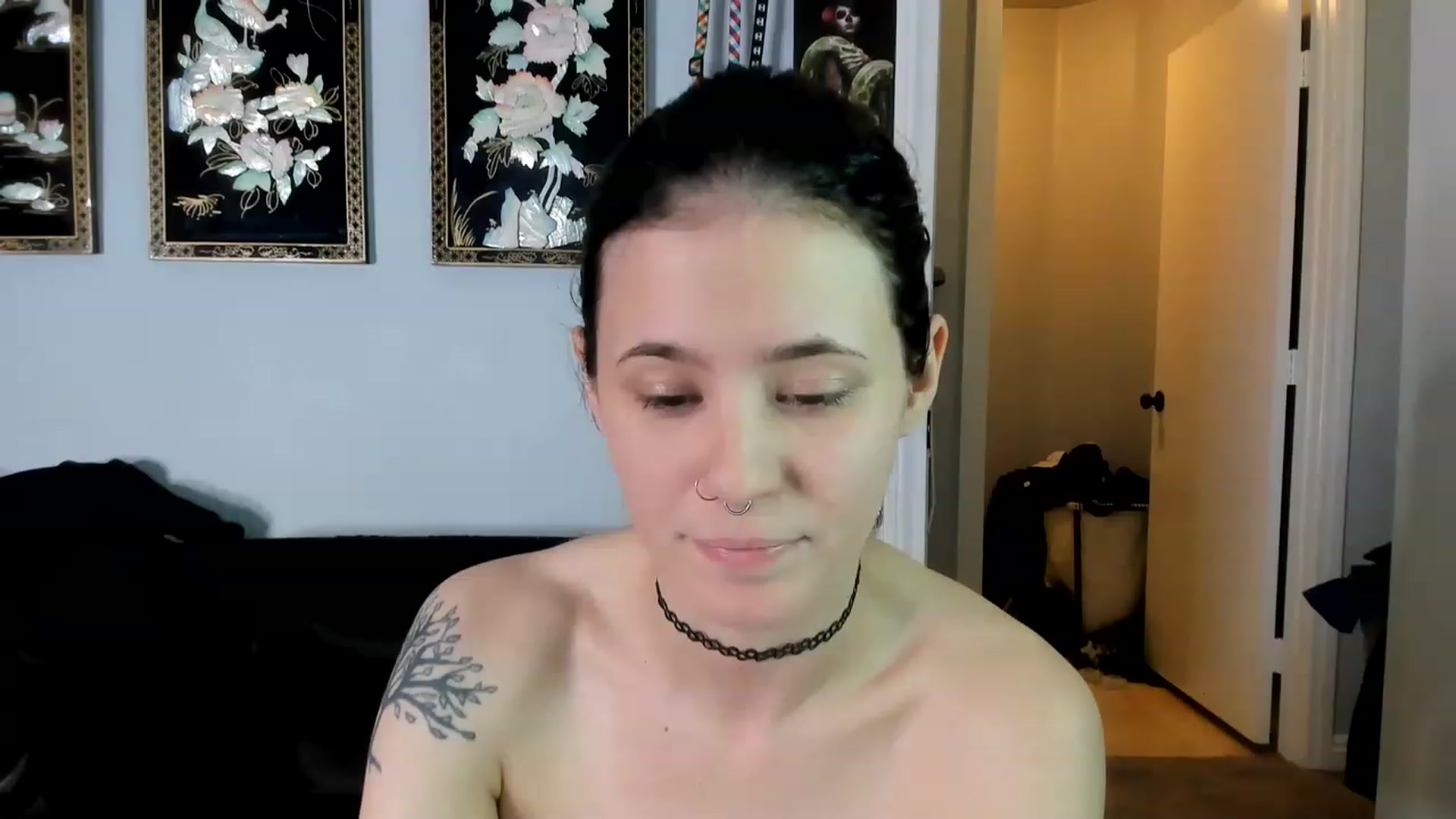 Gallery image thumbnail from Isabelle_Babe's myfreecams stream on, 01/21/2023, 01:19 image 10 of 20