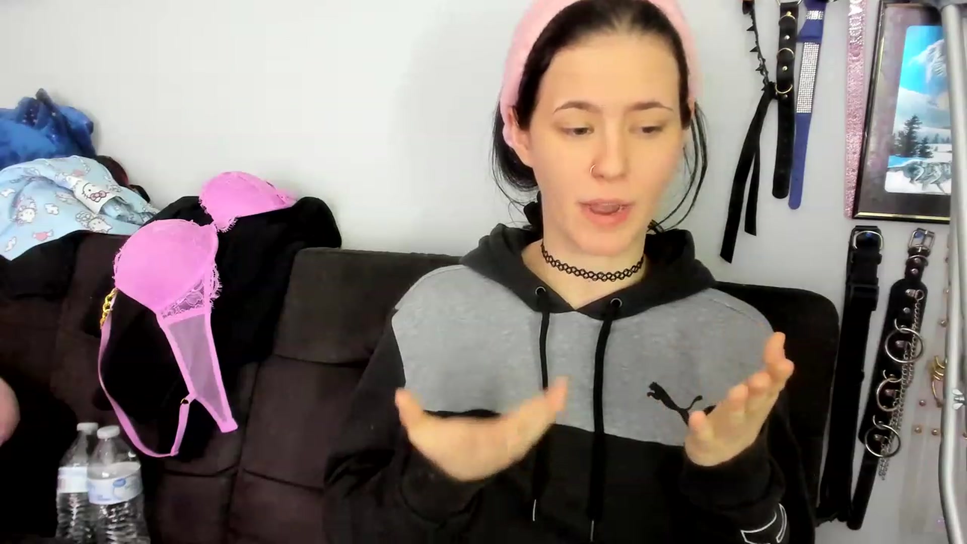 Gallery image thumbnail from Isabelle_Babe's myfreecams stream on, 01/28/2023, 20:03 image 14 of 20