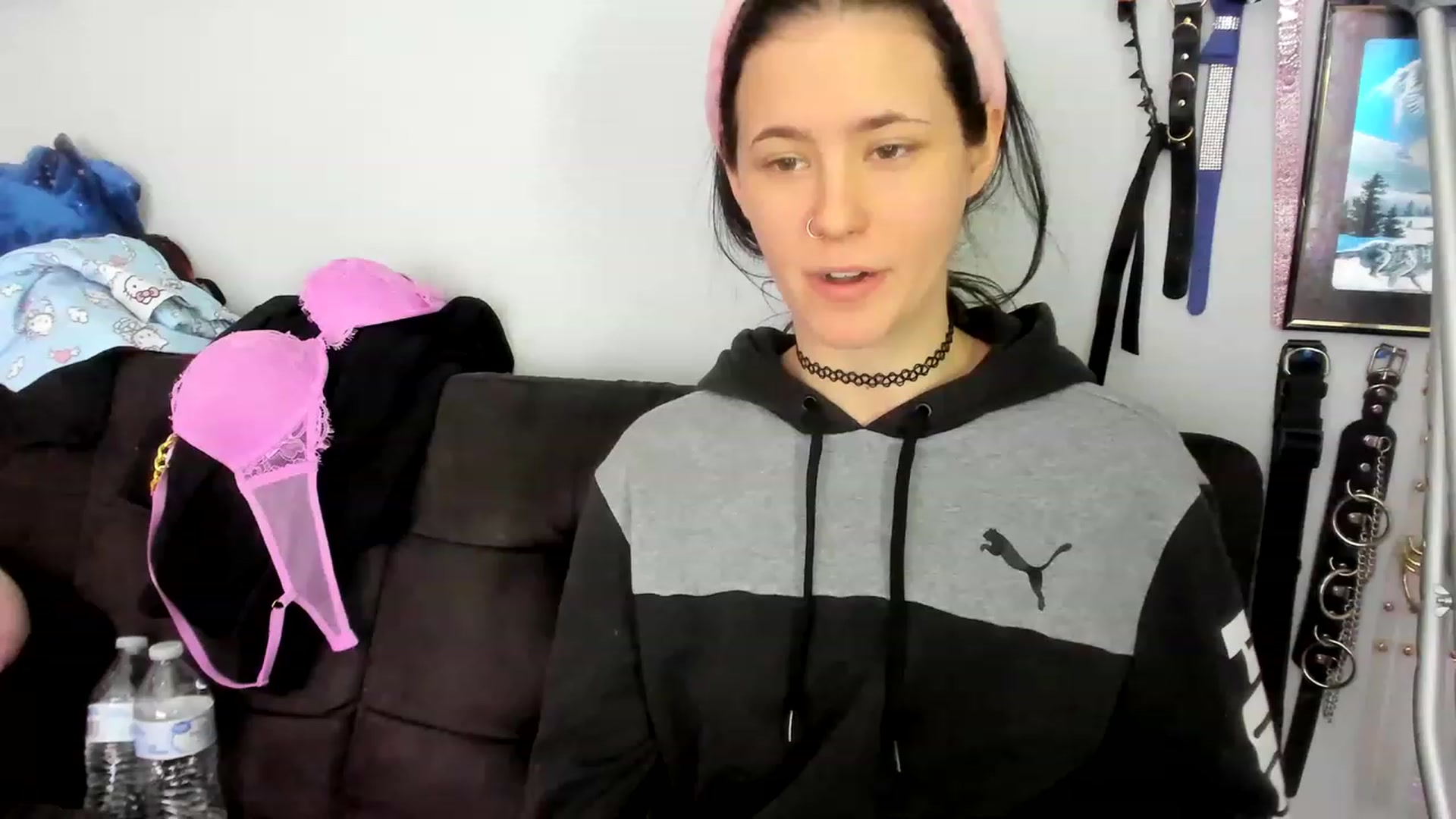 Gallery image thumbnail from Isabelle_Babe's myfreecams stream on, 01/28/2023, 20:03 image 15 of 20