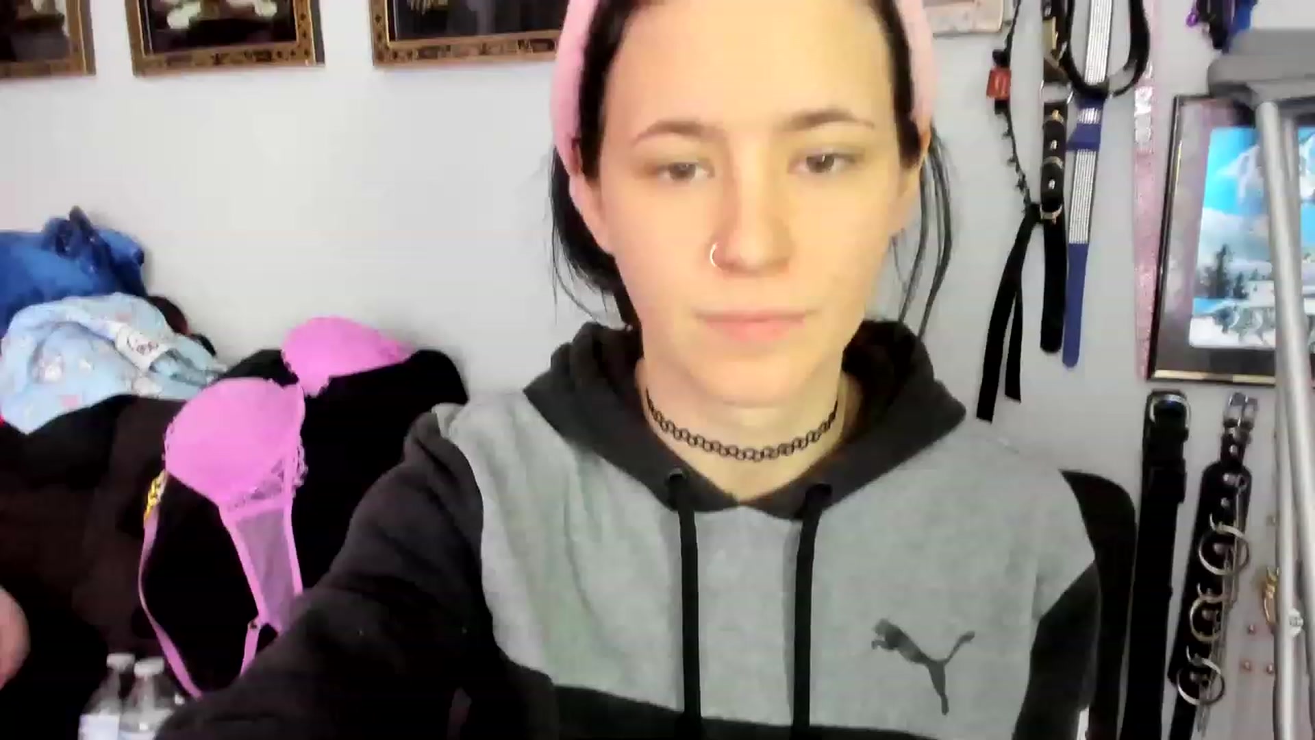 Gallery image thumbnail from Isabelle_Babe's myfreecams stream on, 01/28/2023, 20:03 image 12 of 20