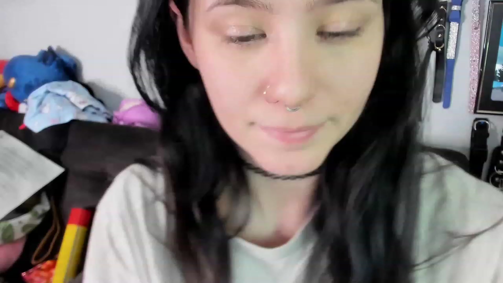 Gallery image thumbnail from Isabelle_Babe's myfreecams stream on, 02/01/2023, 07:41 image 14 of 20