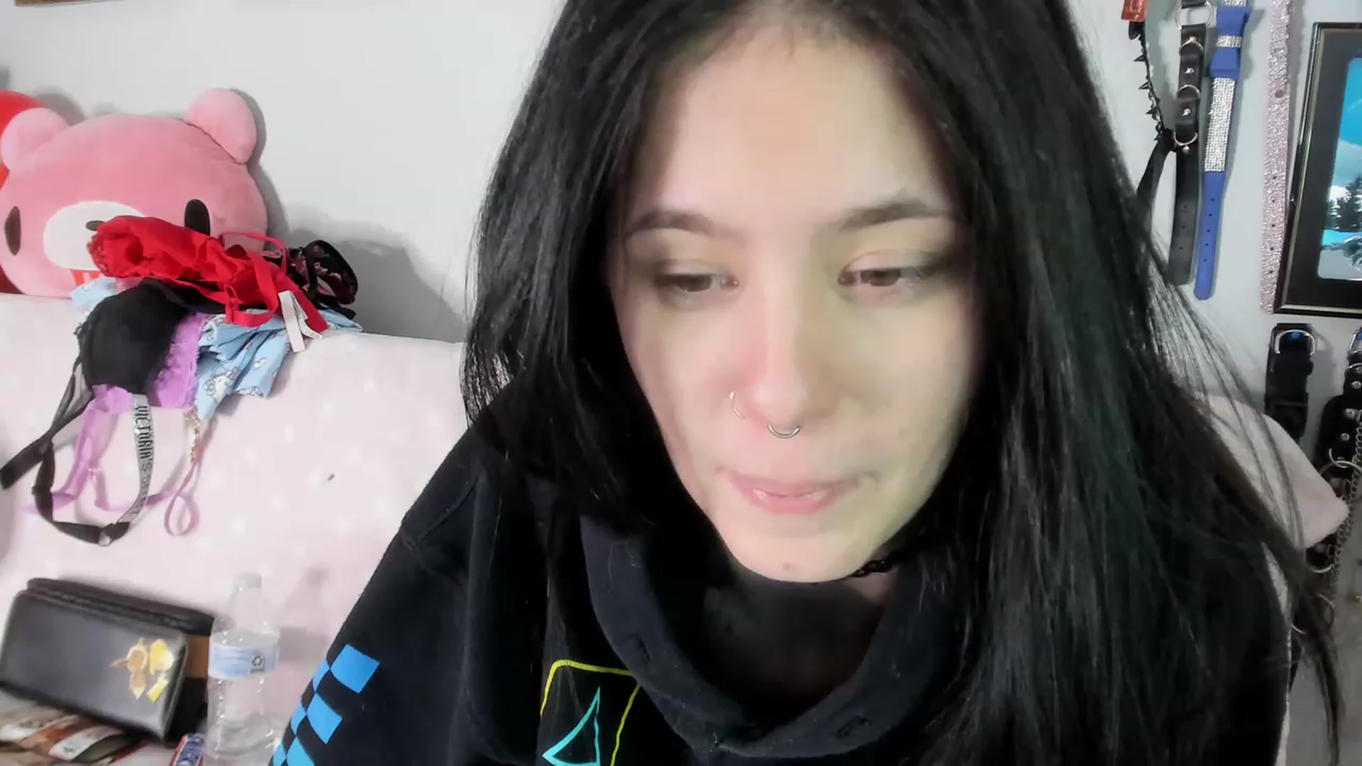 Gallery image thumbnail from Isabelle_Babe's myfreecams stream on, 02/02/2023, 04:22 image 19 of 20