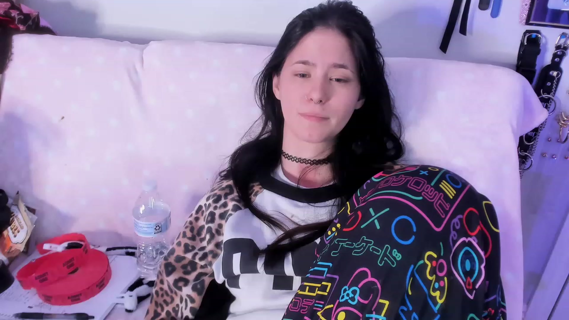 Gallery image thumbnail from Isabelle_Babe's myfreecams stream on, 02/06/2023, 06:37 image 9 of 20