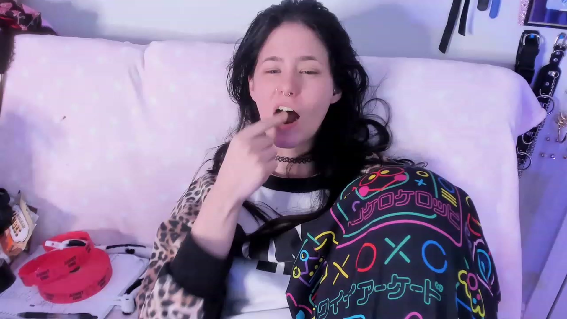Gallery image thumbnail from Isabelle_Babe's myfreecams stream on, 02/06/2023, 06:37 image 5 of 20