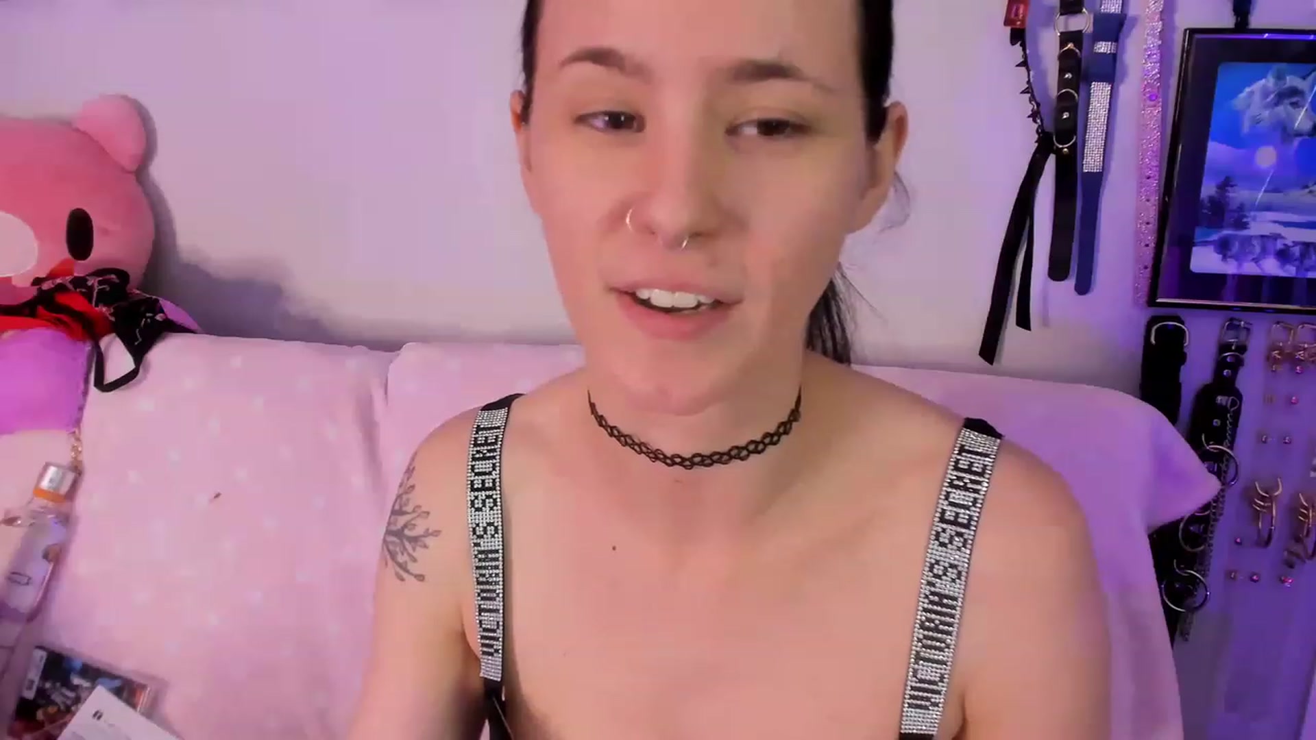 Gallery image thumbnail from Isabelle_Babe's myfreecams stream on, 02/07/2023, 02:00 image 5 of 20