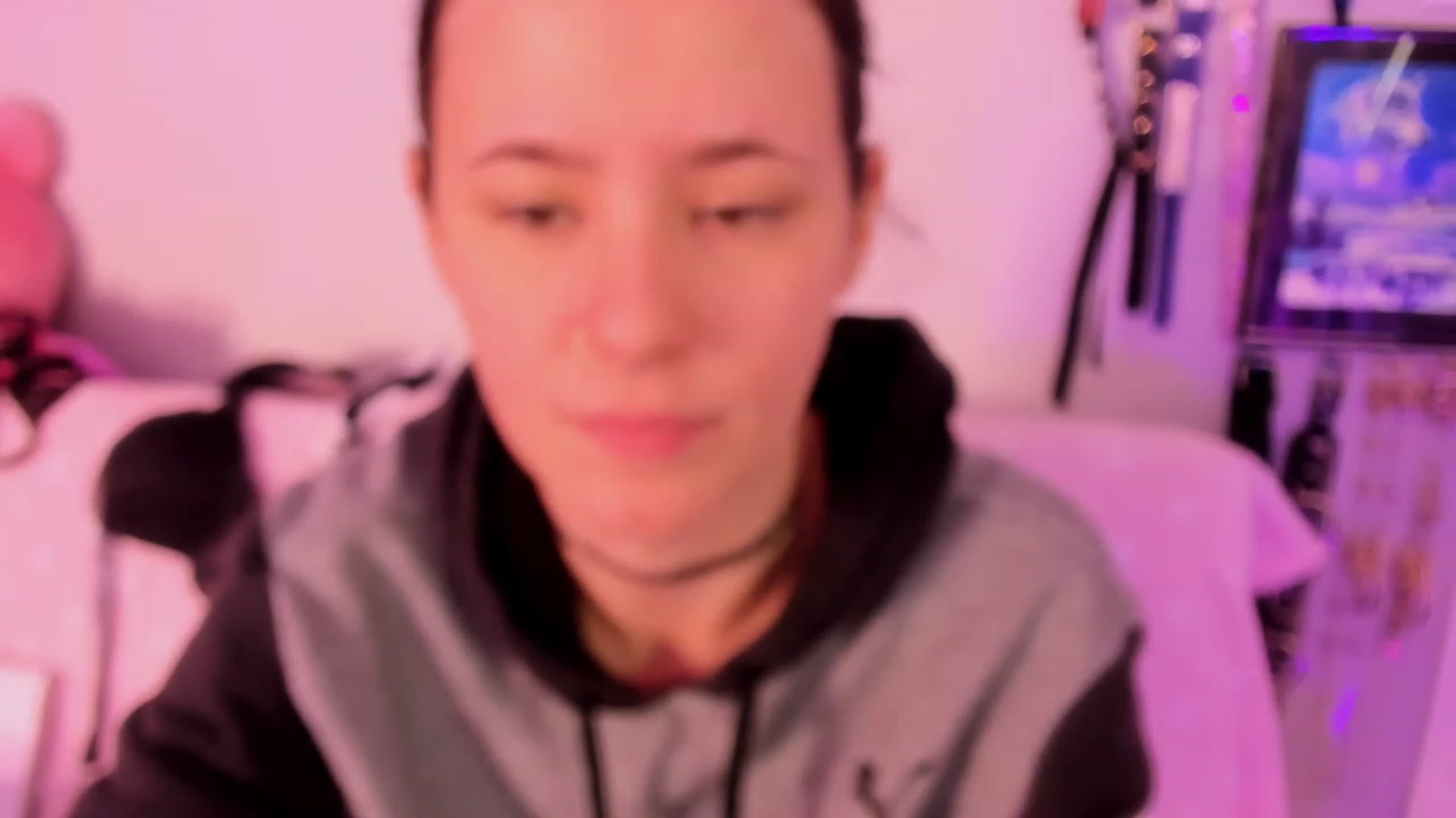 Gallery image thumbnail from Isabelle_Babe's myfreecams stream on, 02/07/2023, 19:09 image 9 of 20
