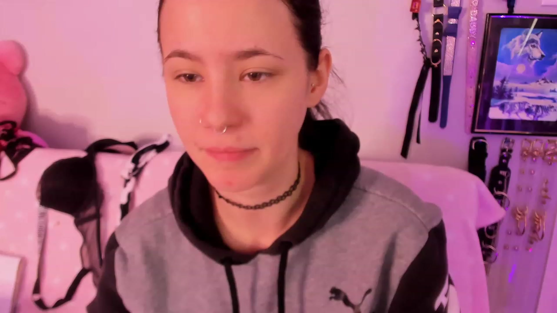 Gallery image thumbnail from Isabelle_Babe's myfreecams stream on, 02/07/2023, 19:09 image 3 of 20
