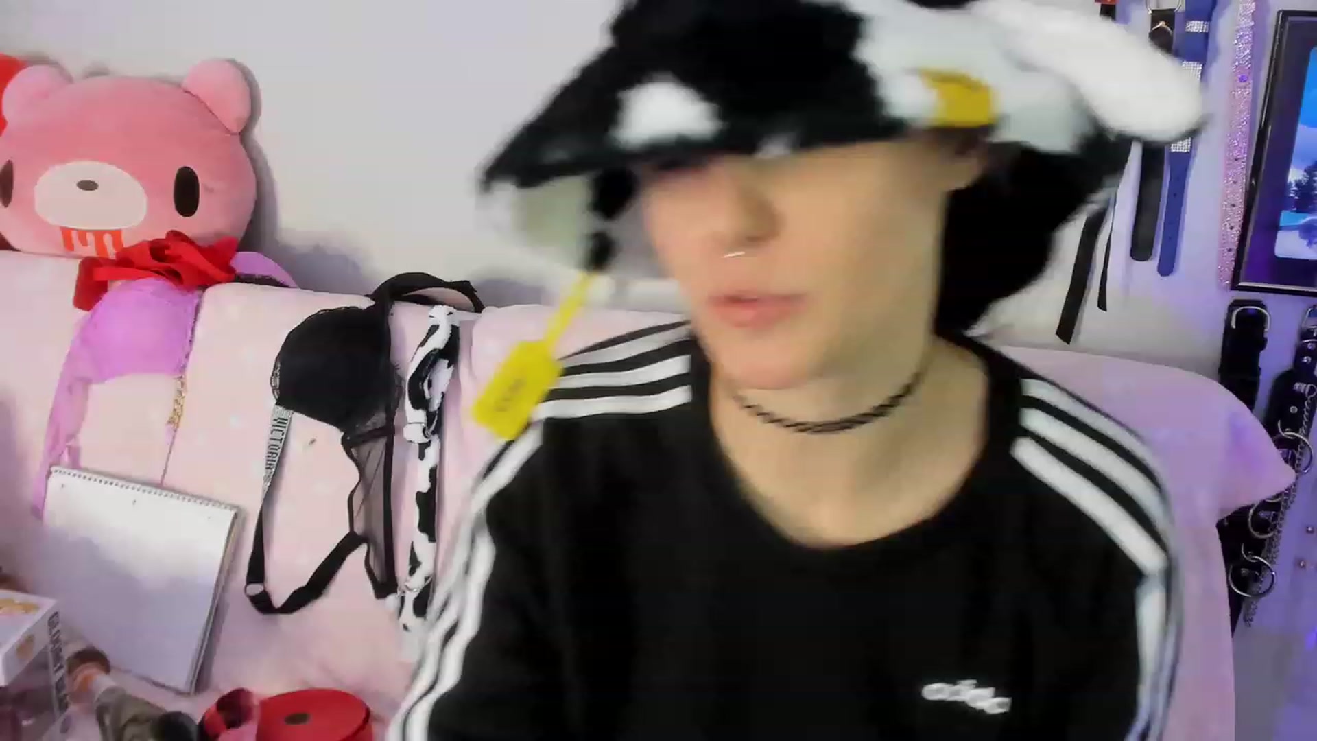 Gallery image thumbnail from Isabelle_Babe's myfreecams stream on, 02/09/2023, 19:42 image 13 of 20